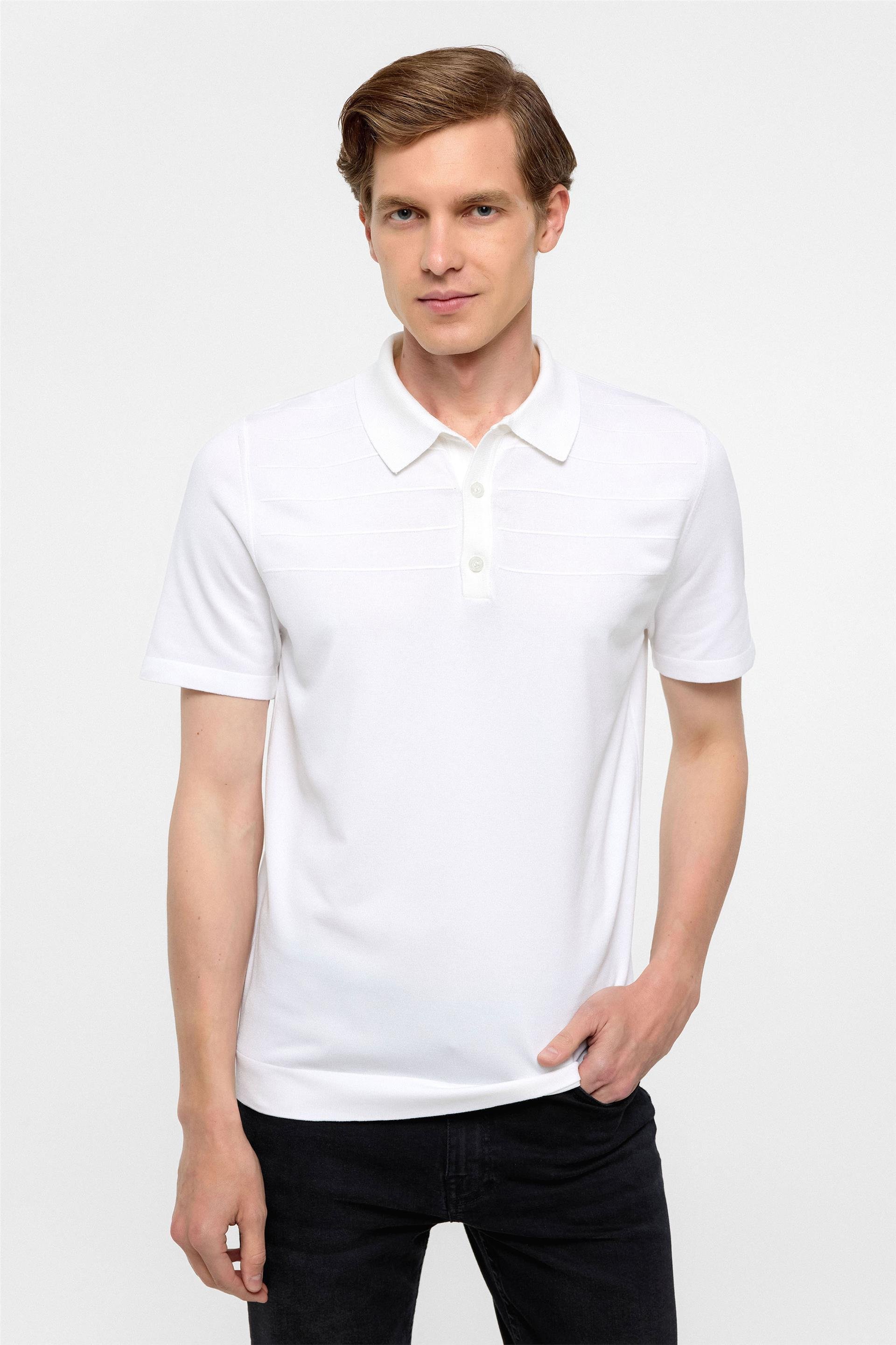 Beyaz Regular Düz Polo Yaka Triko