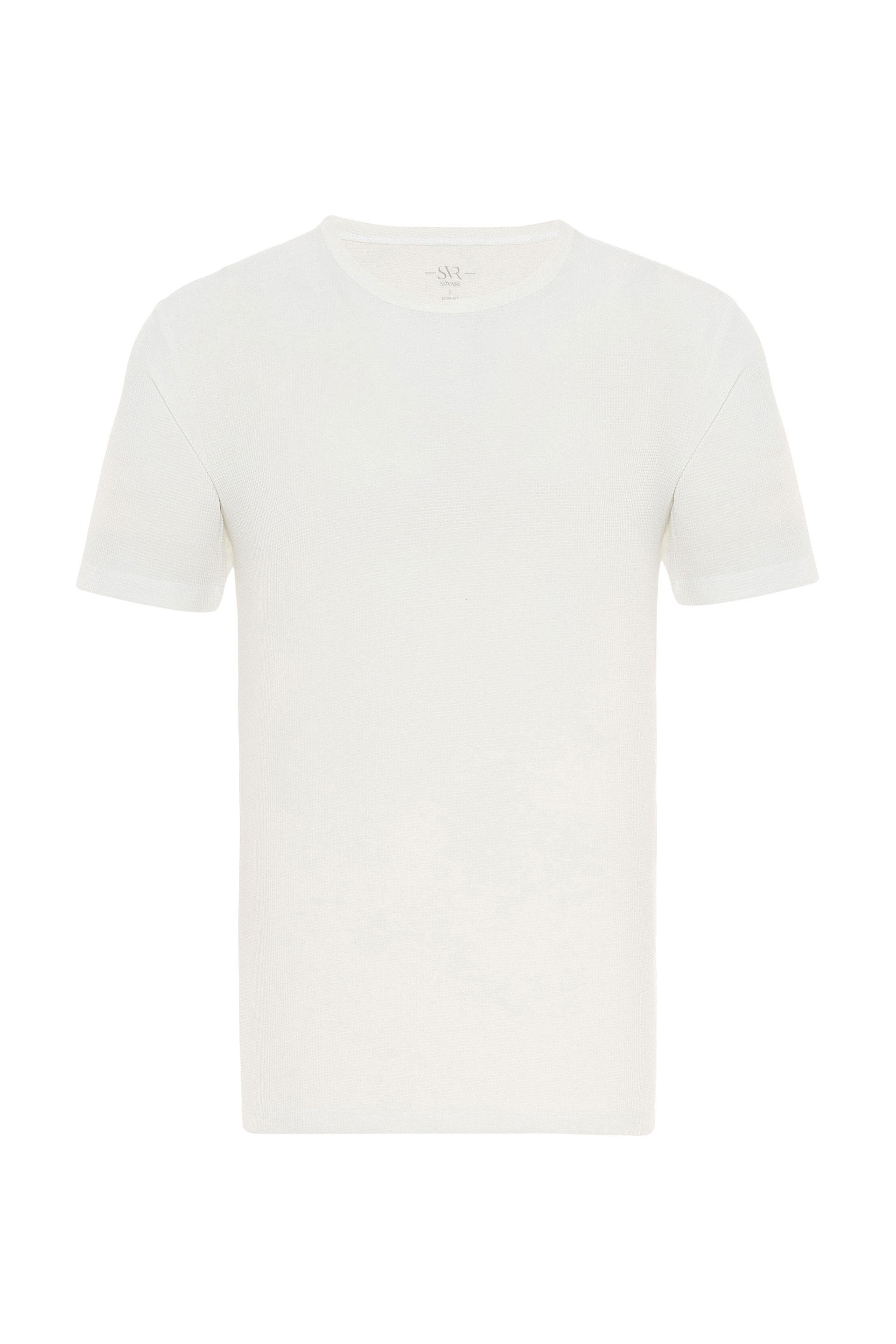 Beyaz Slim Armürlü O Yaka Tişört