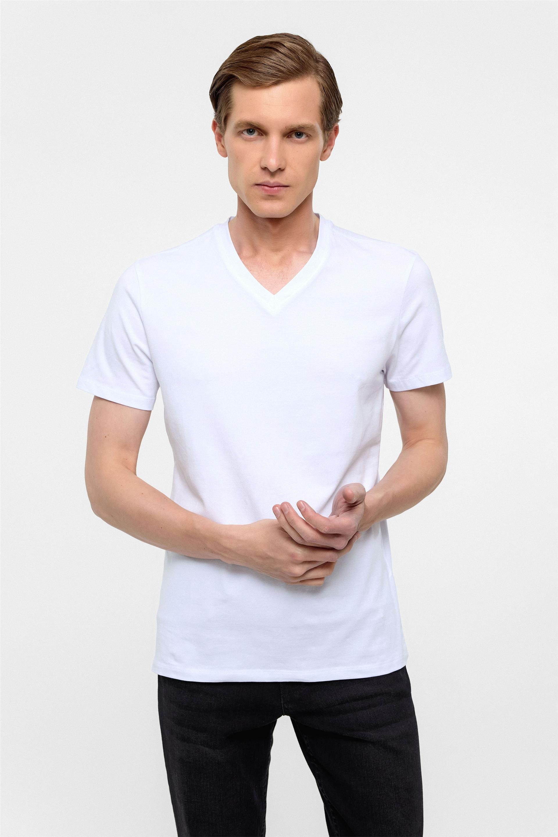 Beyaz Slim Fit Düz V Yaka Tişört