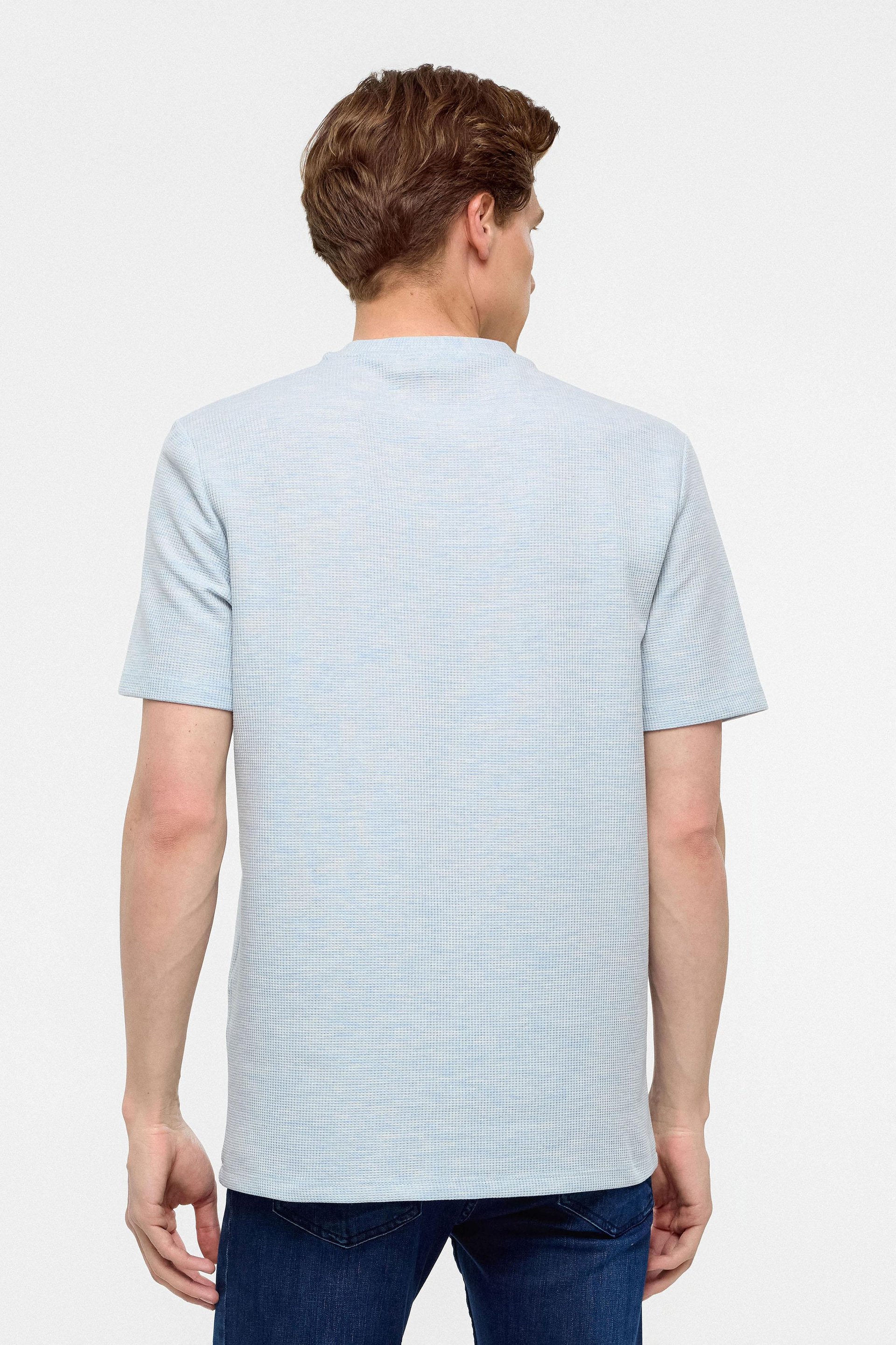 Buz Mavi Regular Armürlü Bisiklet Yaka Tişört