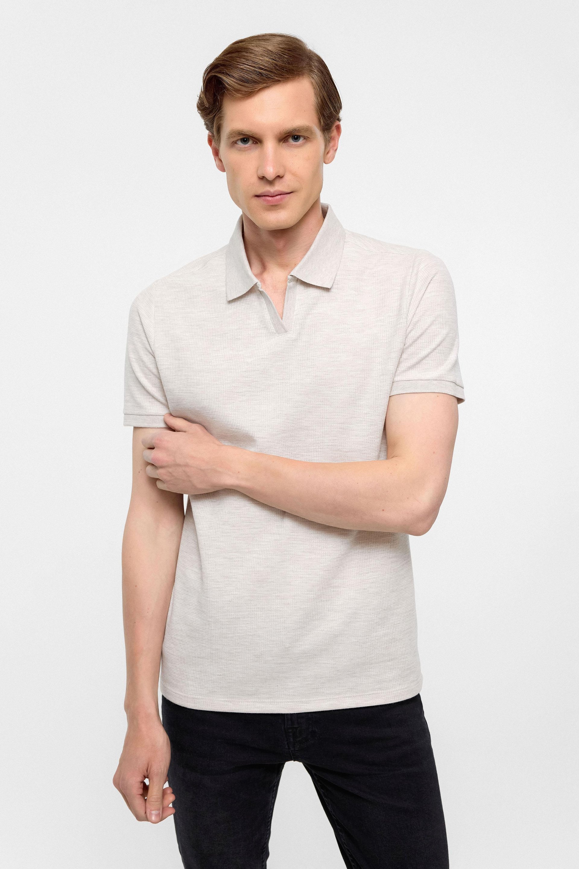 Ekru Regular Armürlü Polo Yaka Tişört