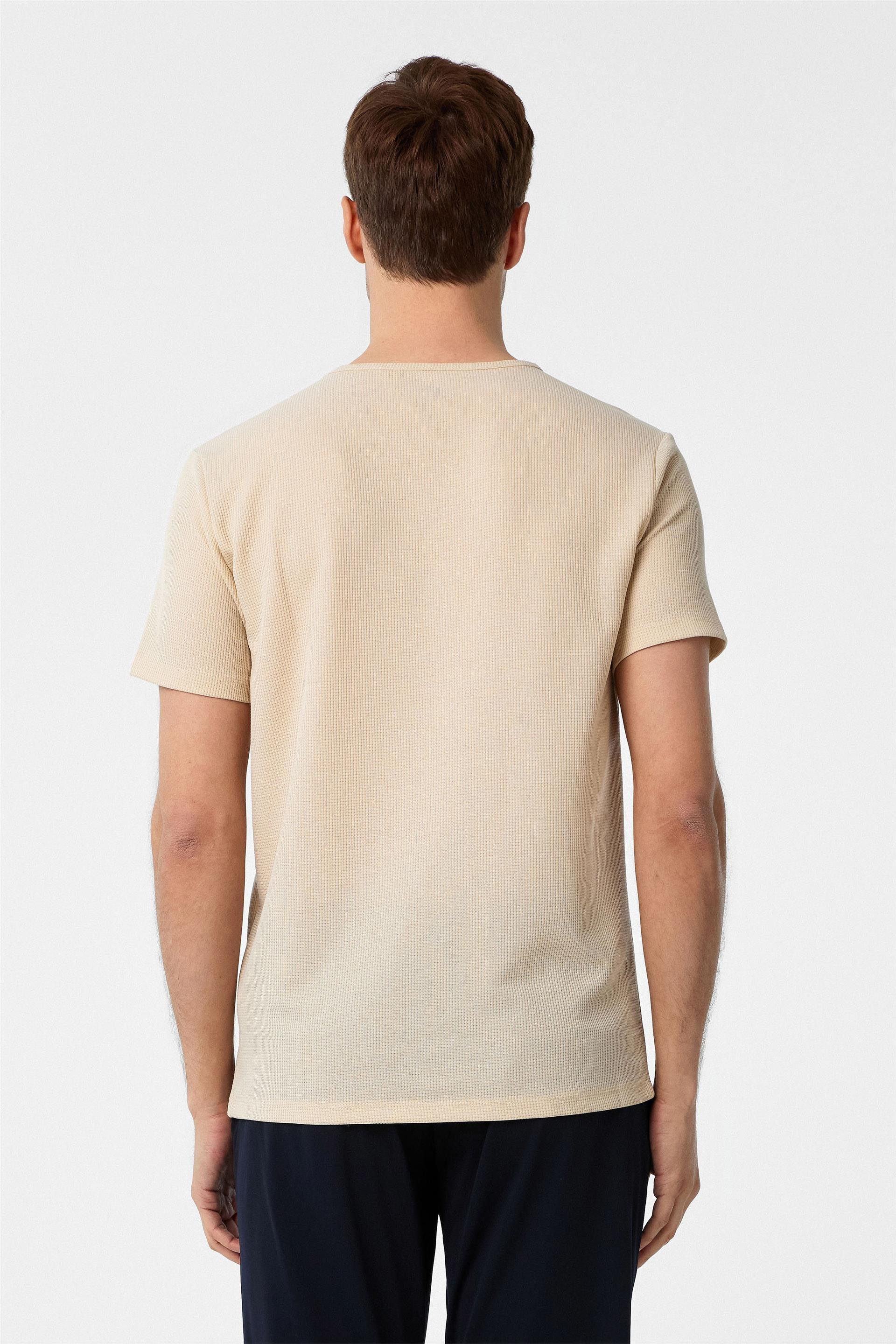 Ekru Slim Armürlü O Yaka Tişört