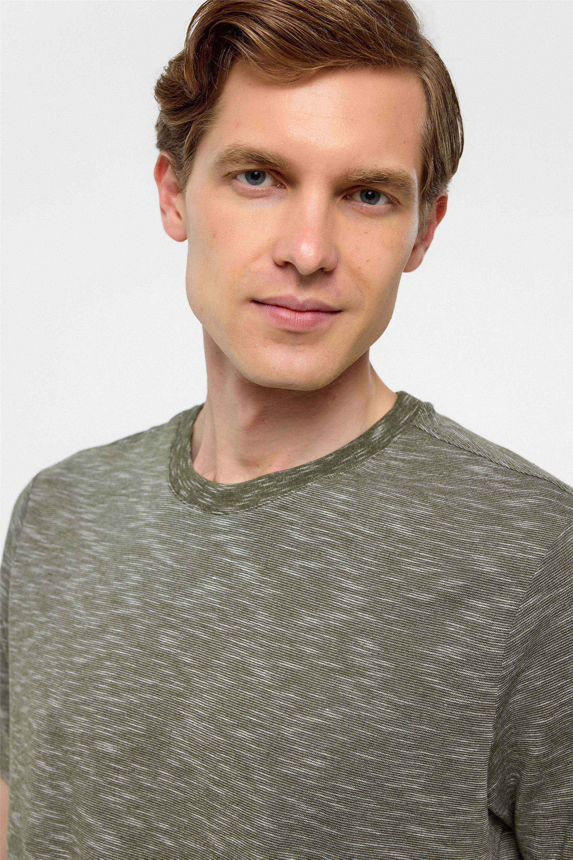 Haki Regular Armürlü Bisiklet Yaka Tişört