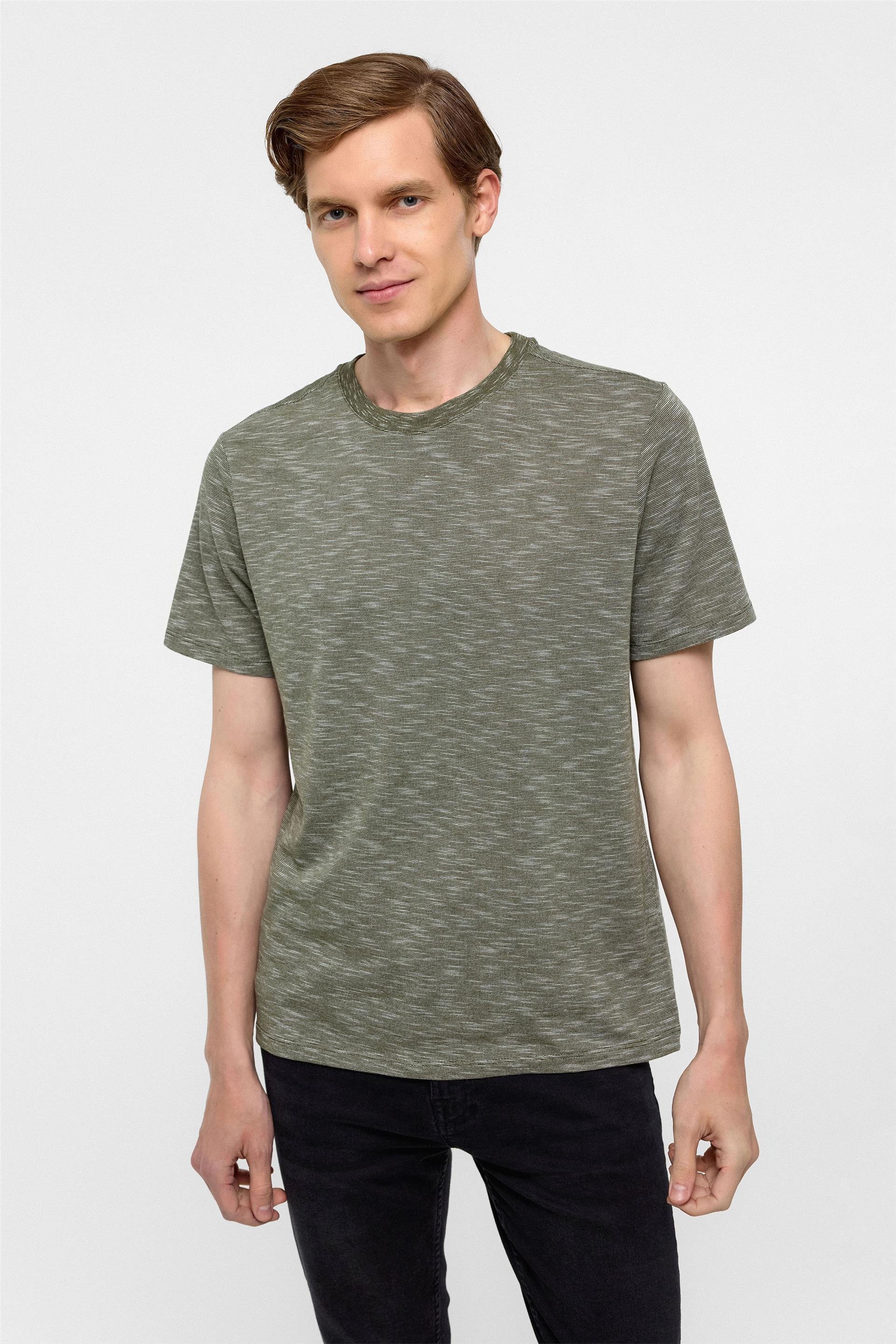 Haki Regular Armürlü Bisiklet Yaka Tişört