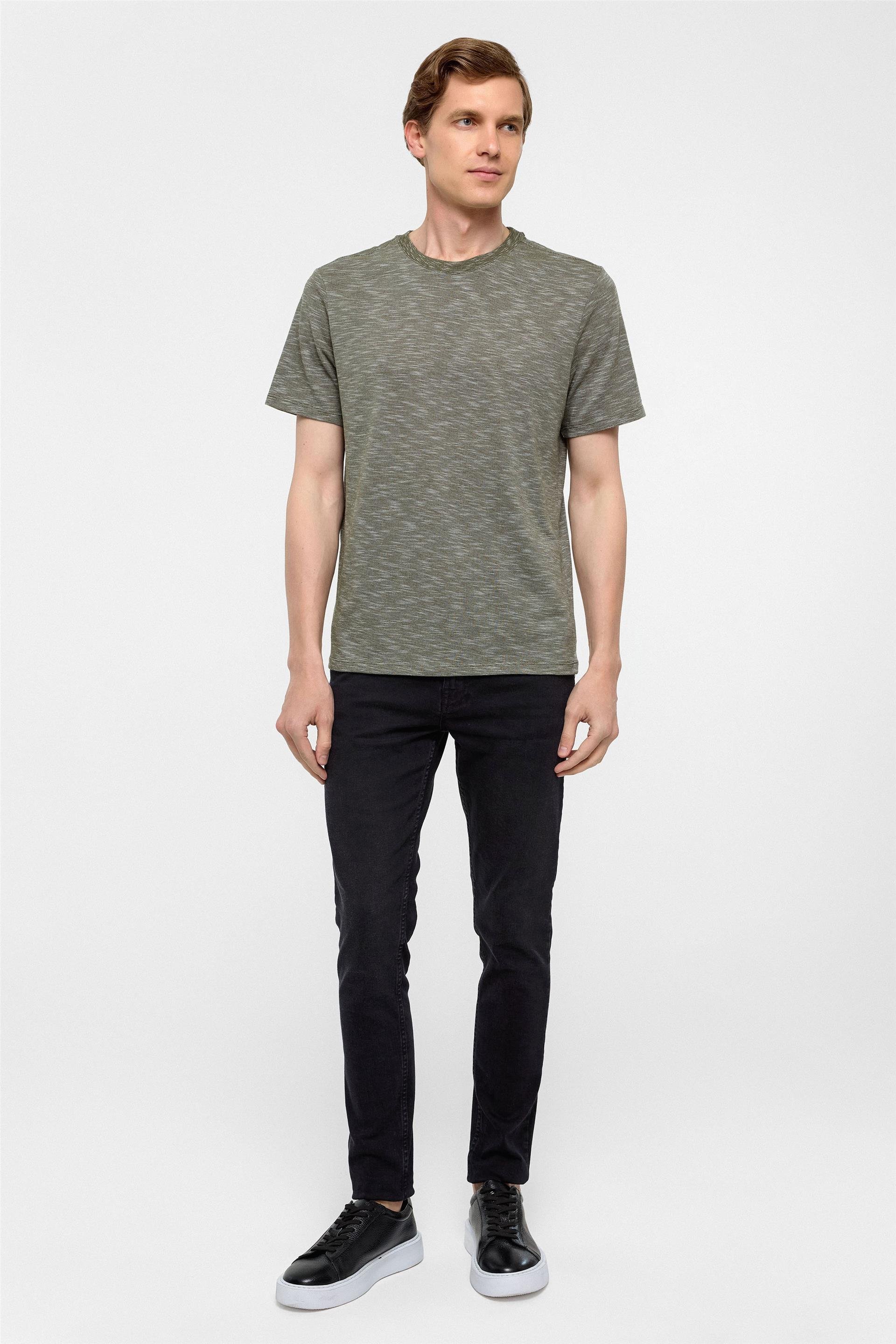 Haki Regular Armürlü Bisiklet Yaka Tişört