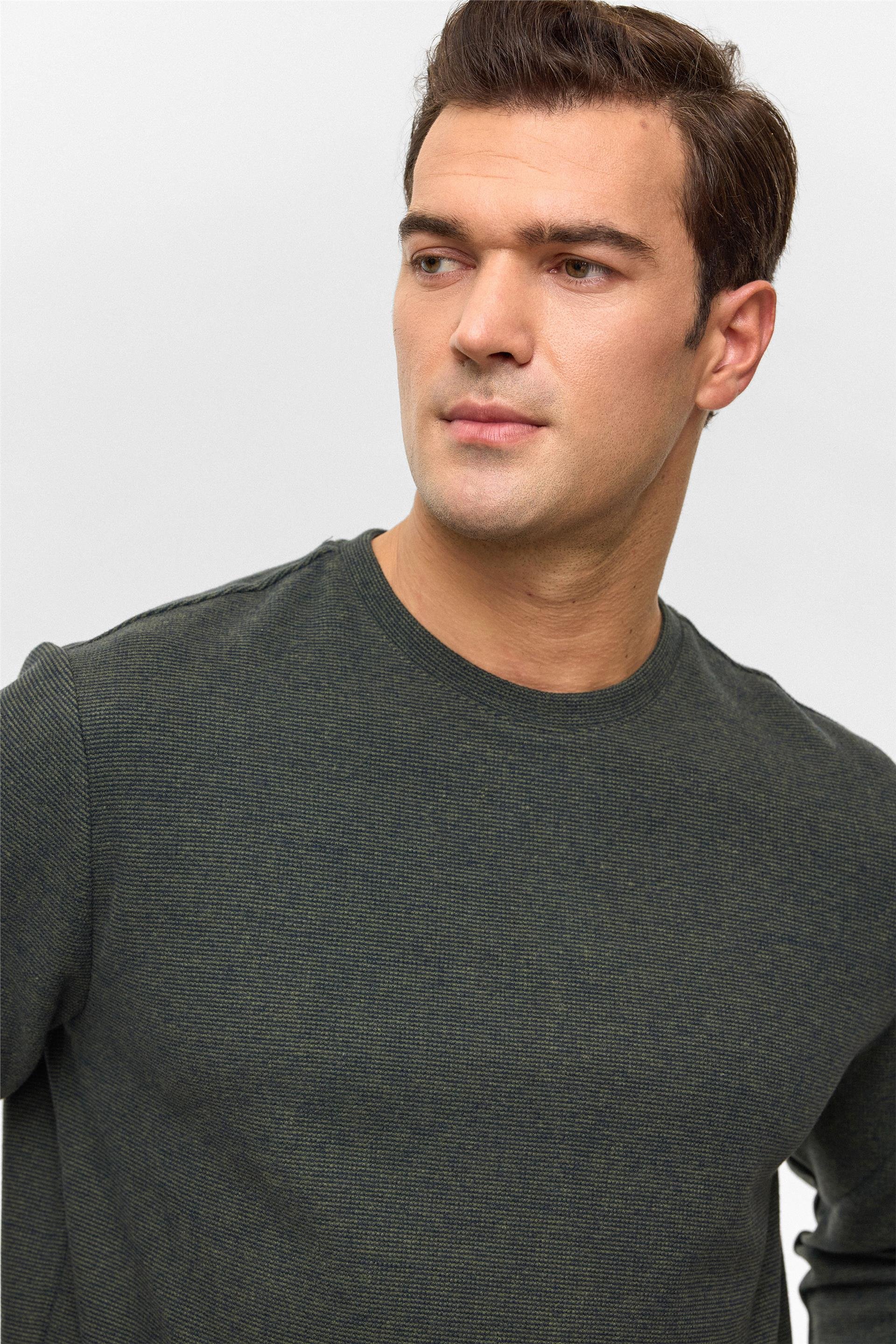 Haki Regular Düz Bisiklet Yaka Sweatshirt