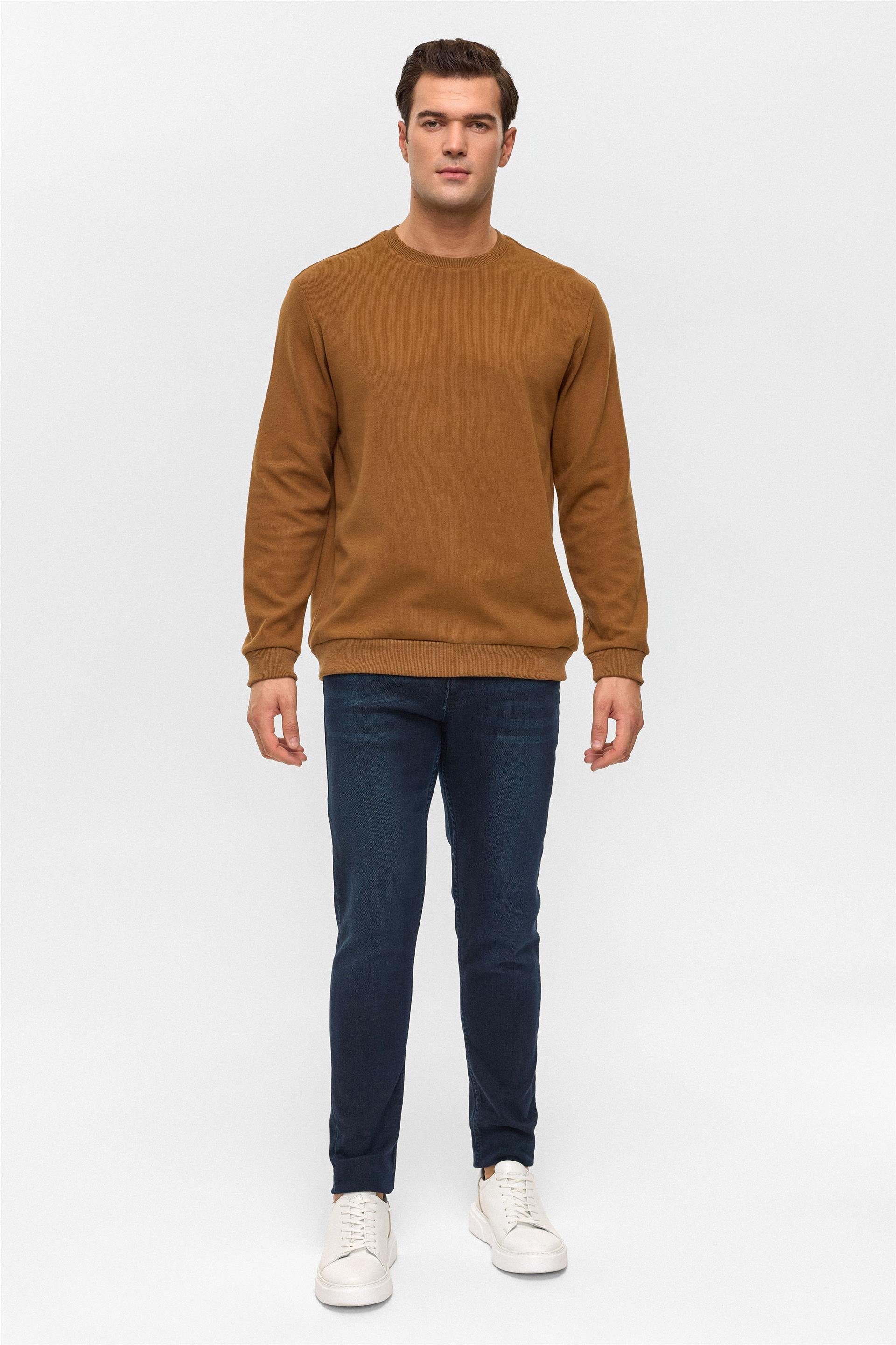 Koyu Kahve Regular Düz Bisiklet Yaka Sweatshirt