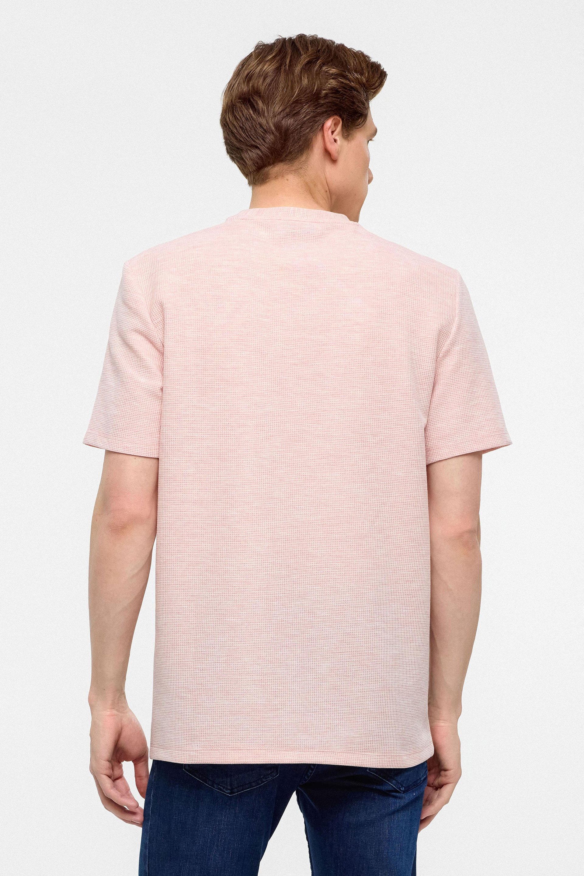 Koyu Pembe Regular Armürlü Bisiklet Yaka Tişört