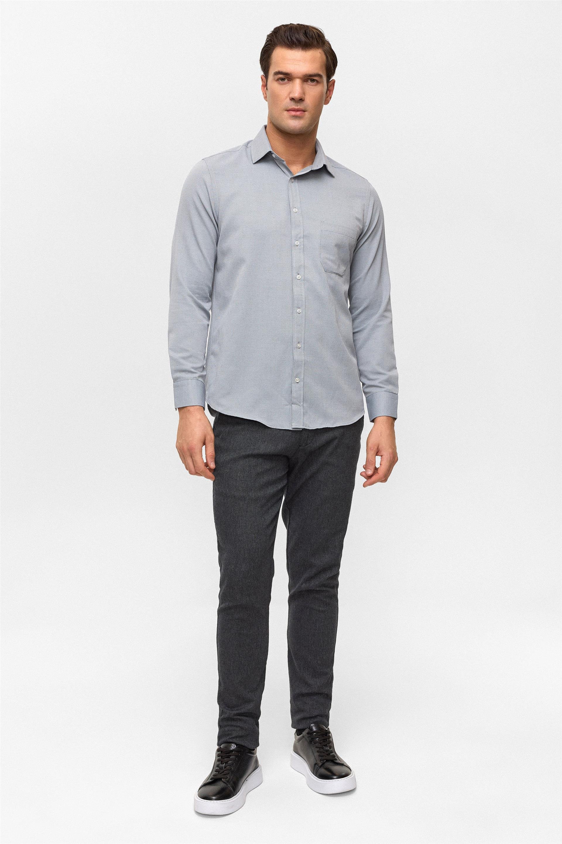 Lacivert Regular Desenli Klasik Yaka Gömlek