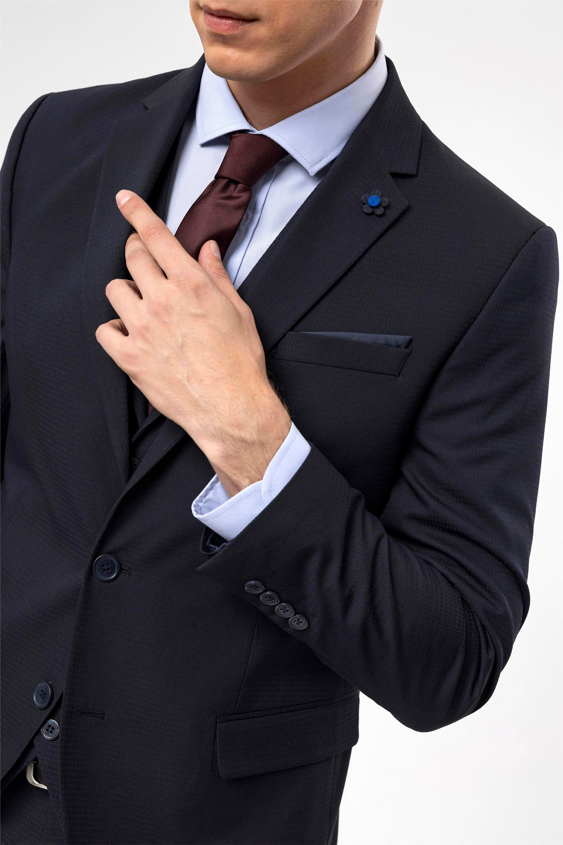 Lacivert Slim Armürlü Sivri Yaka 6 Drop Yelekli Takım Elbise