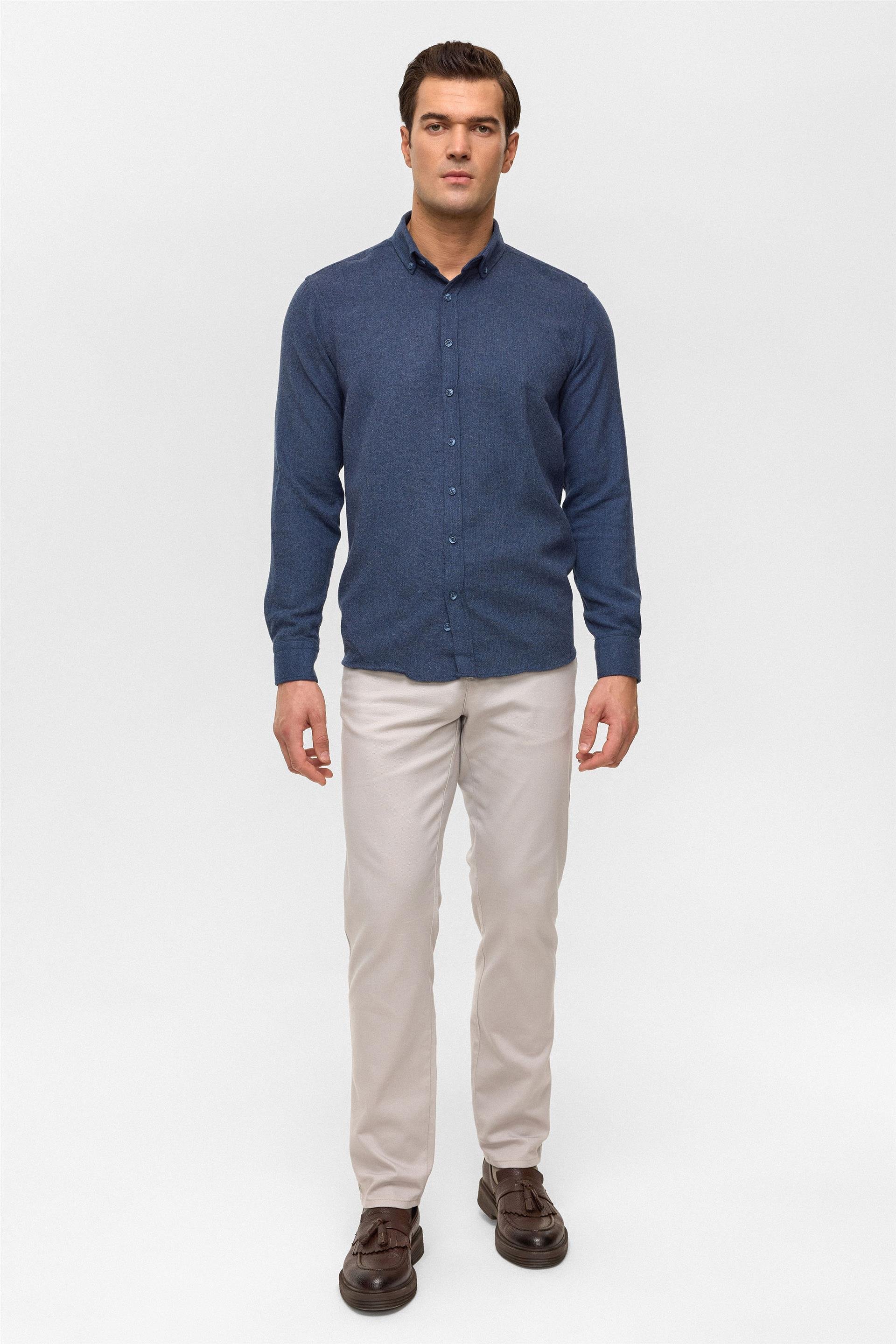 Lacivert Slim Düz Düğmeli Yaka Gömlek
