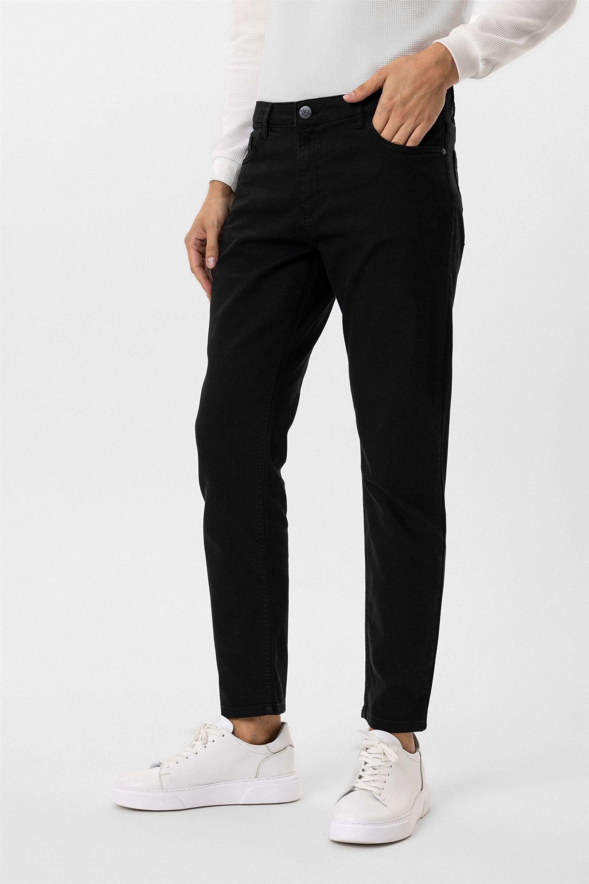 Siyah Slim 5 Cep Kalıp Düz Pantolon