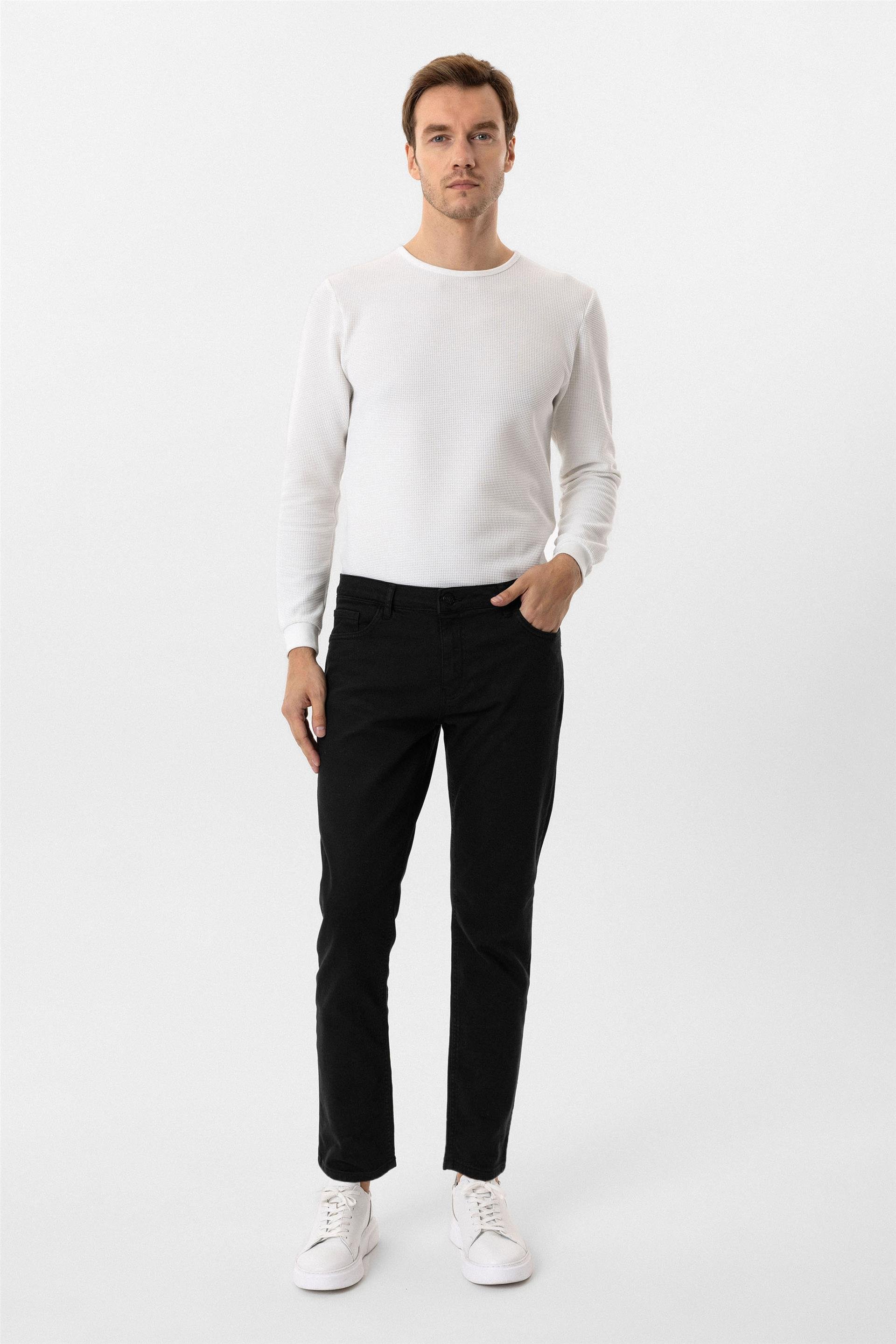 Siyah Slim 5 Cep Kalıp Düz Pantolon