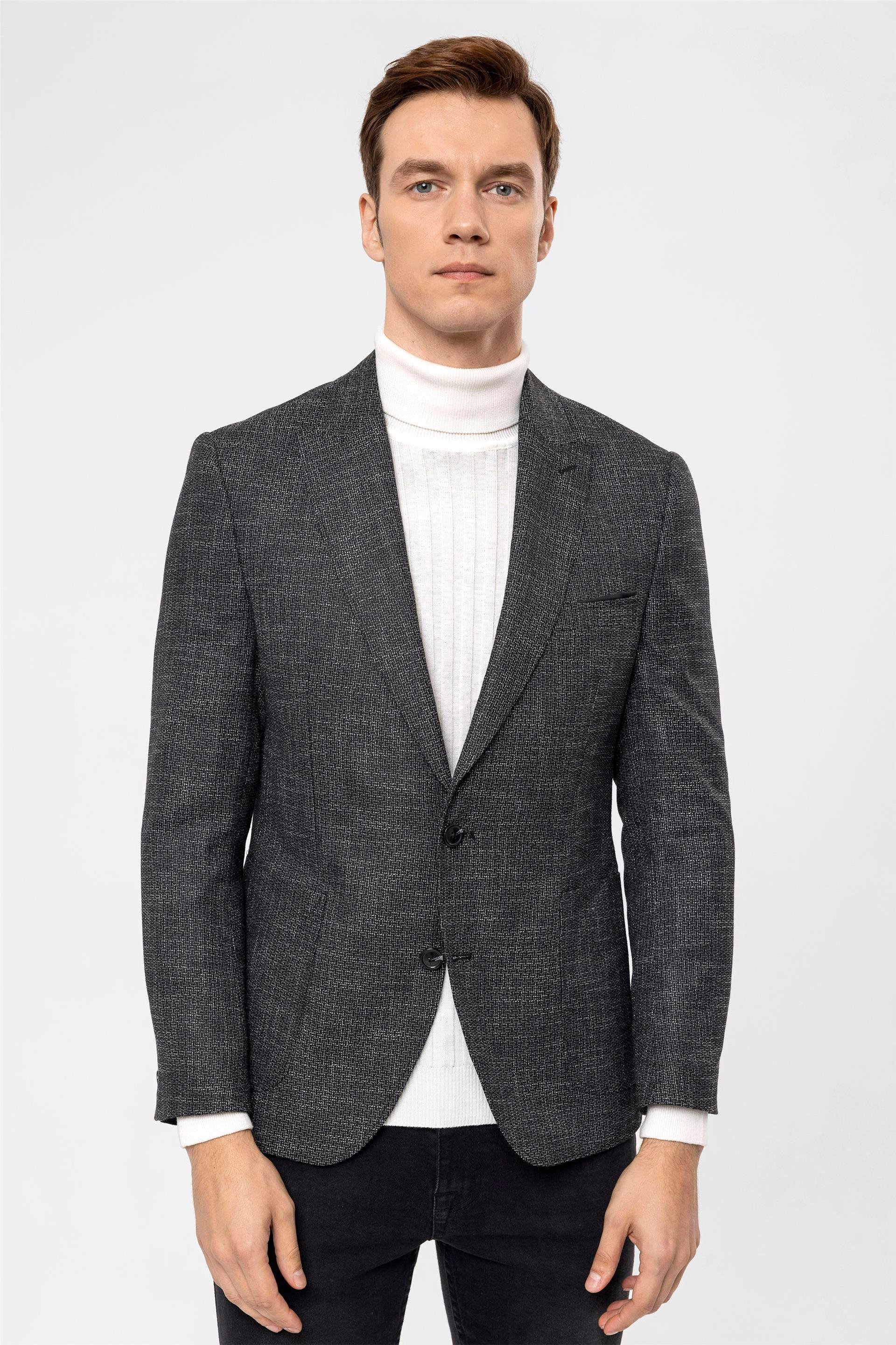 Siyah Slim Armürlü Sivri Yaka 6 Drop                                                       Ceket