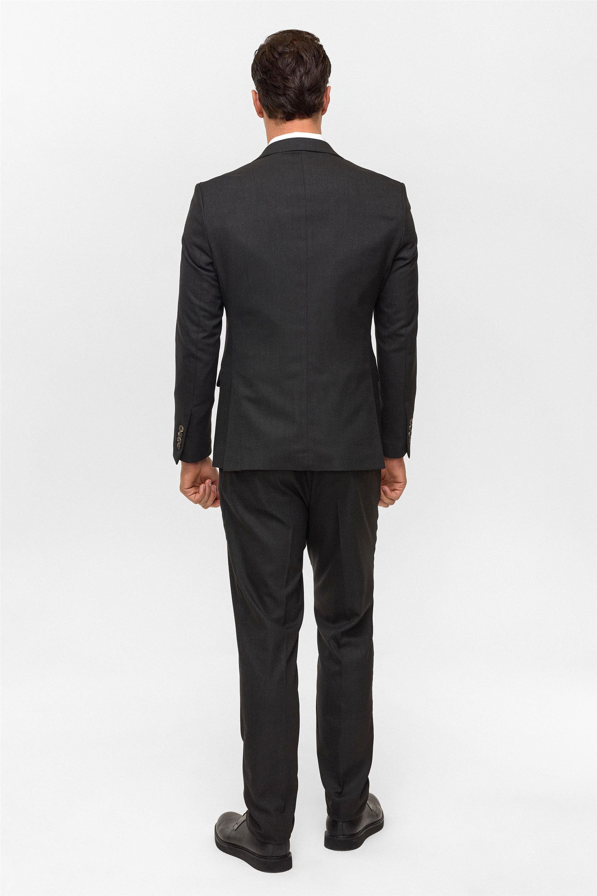 Siyah Slim Desenli Sivri Yaka 6 Drop Yelekli Takım Elbise