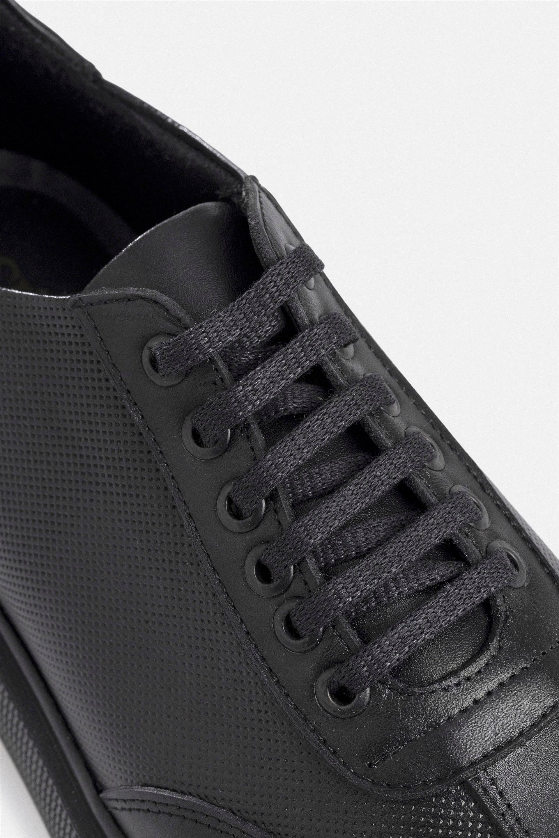 Siyah     Sneakers Ayakkabı
