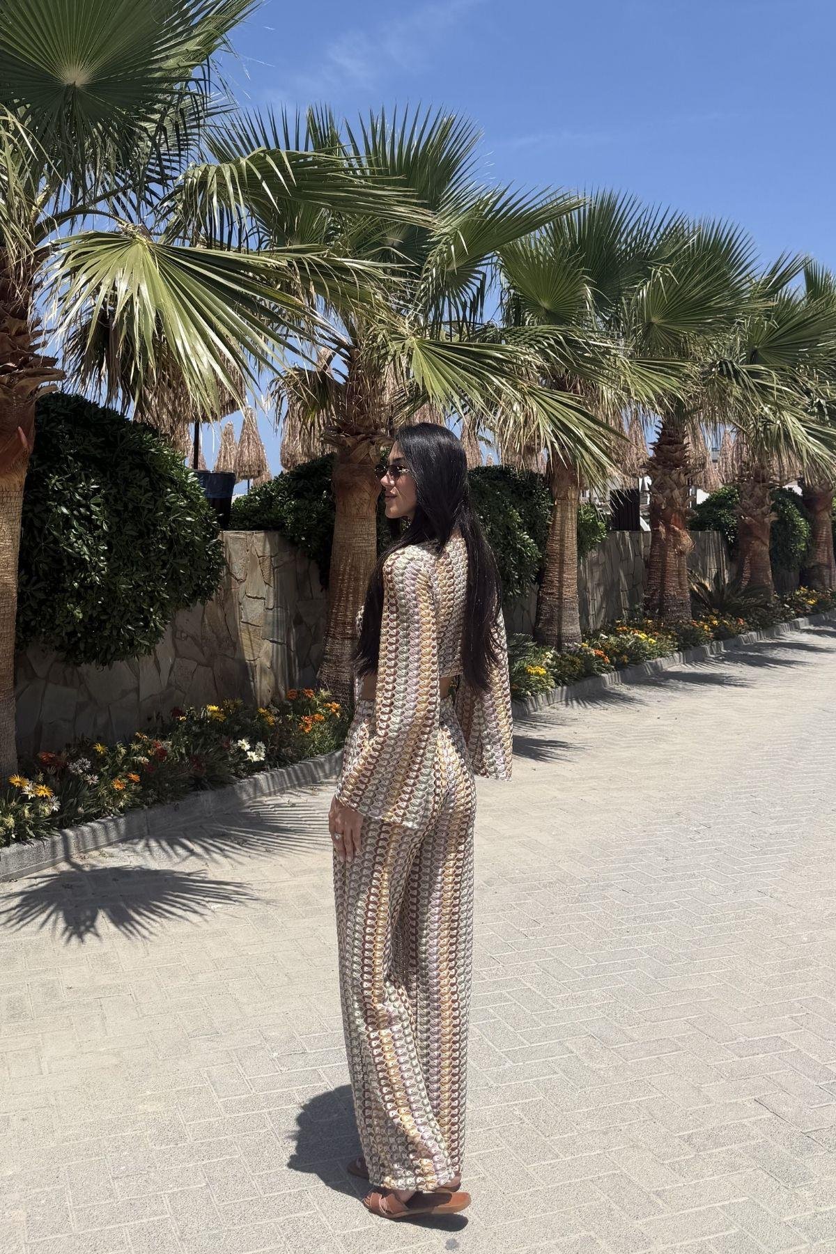 ÇOK RENKLİ BEACHWEAR TAKIM 