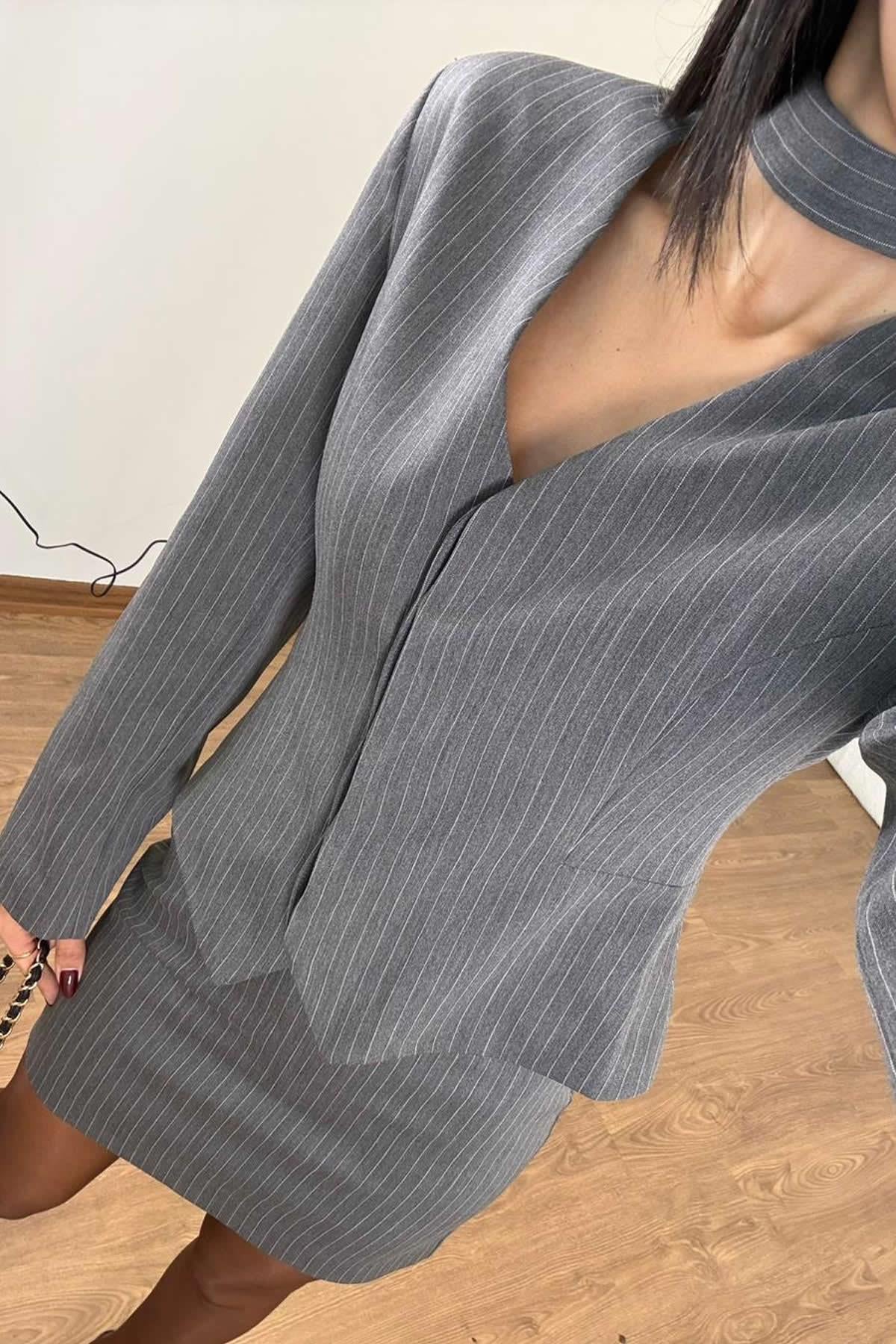 FULAR DETAYLI FİT BLAZER CEKET ETEK TAKIM - GRİ