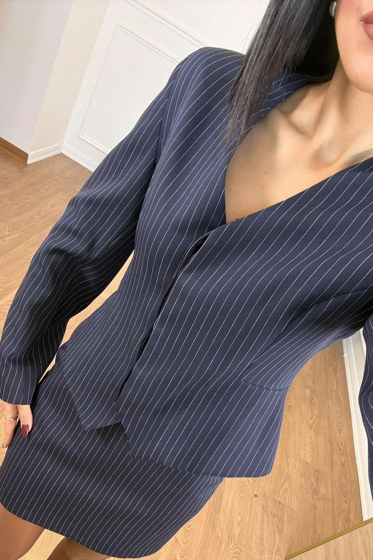 FULAR DETAYLI FİT BLAZER CEKET ETEK TAKIM - LACİVERT