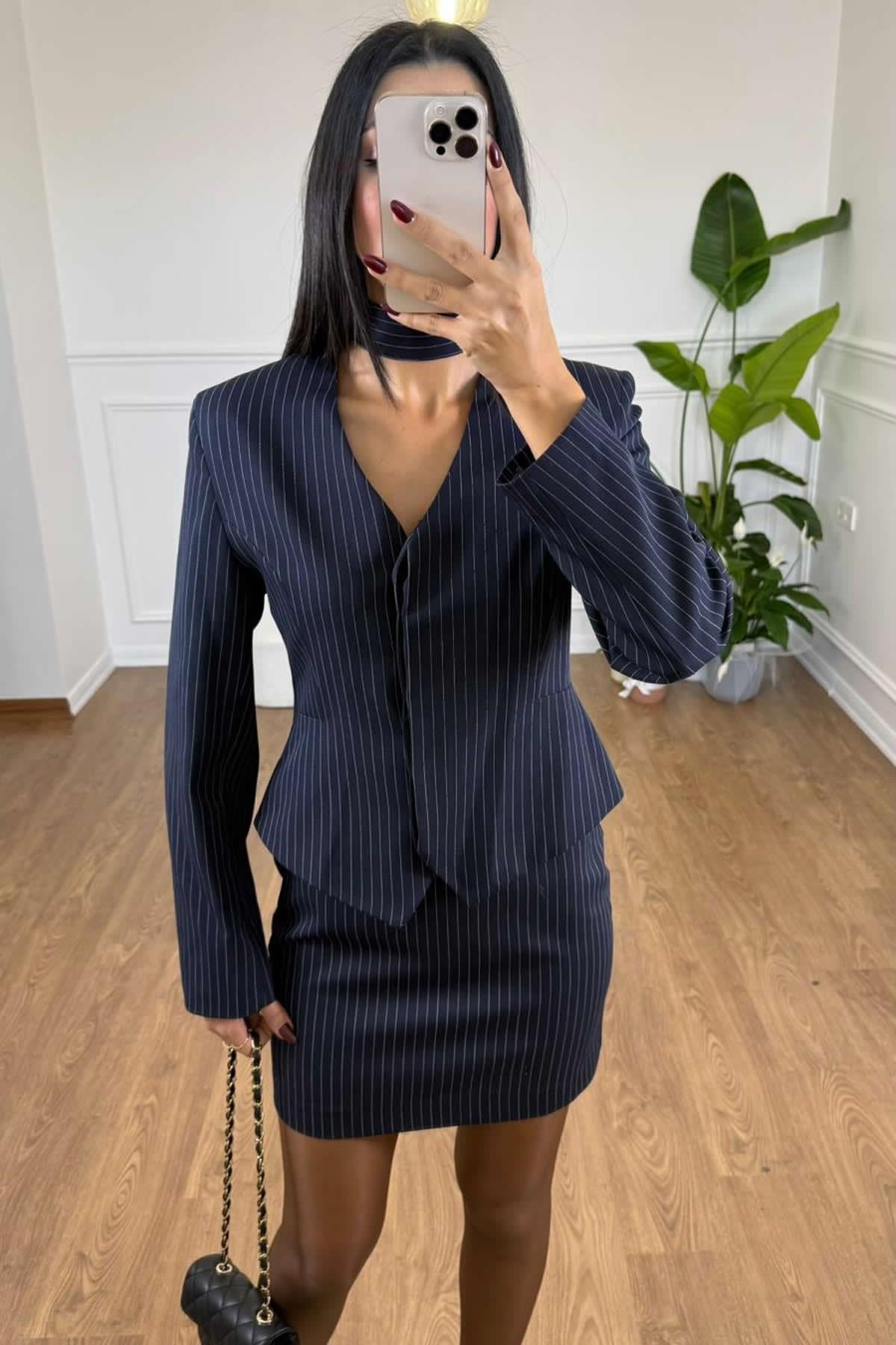 FULAR DETAYLI FİT BLAZER CEKET ETEK TAKIM - LACİVERT