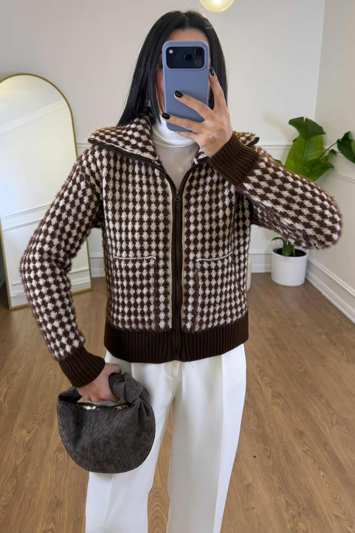 KAZ AYAGI DESENLİ FERMUARLI HIRKA - KAHVE