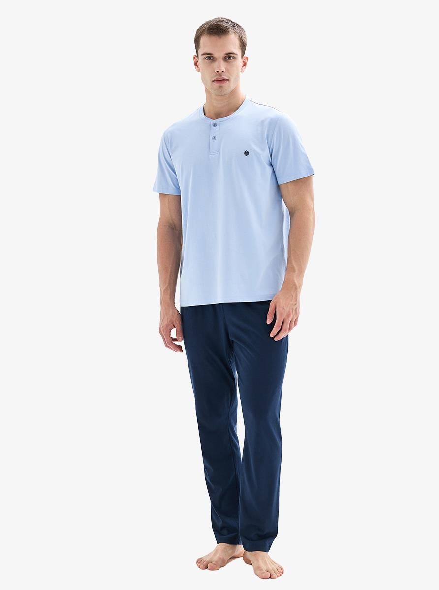 332844Erkek Yarım Düğmeli Kısa Kollu Mavi Pijama Takımı C7T9N804Pijama TakımıBlackspadeErkek Yarım Düğmeli Kısa Kollu Mavi Pijama Takımı C7T9N804