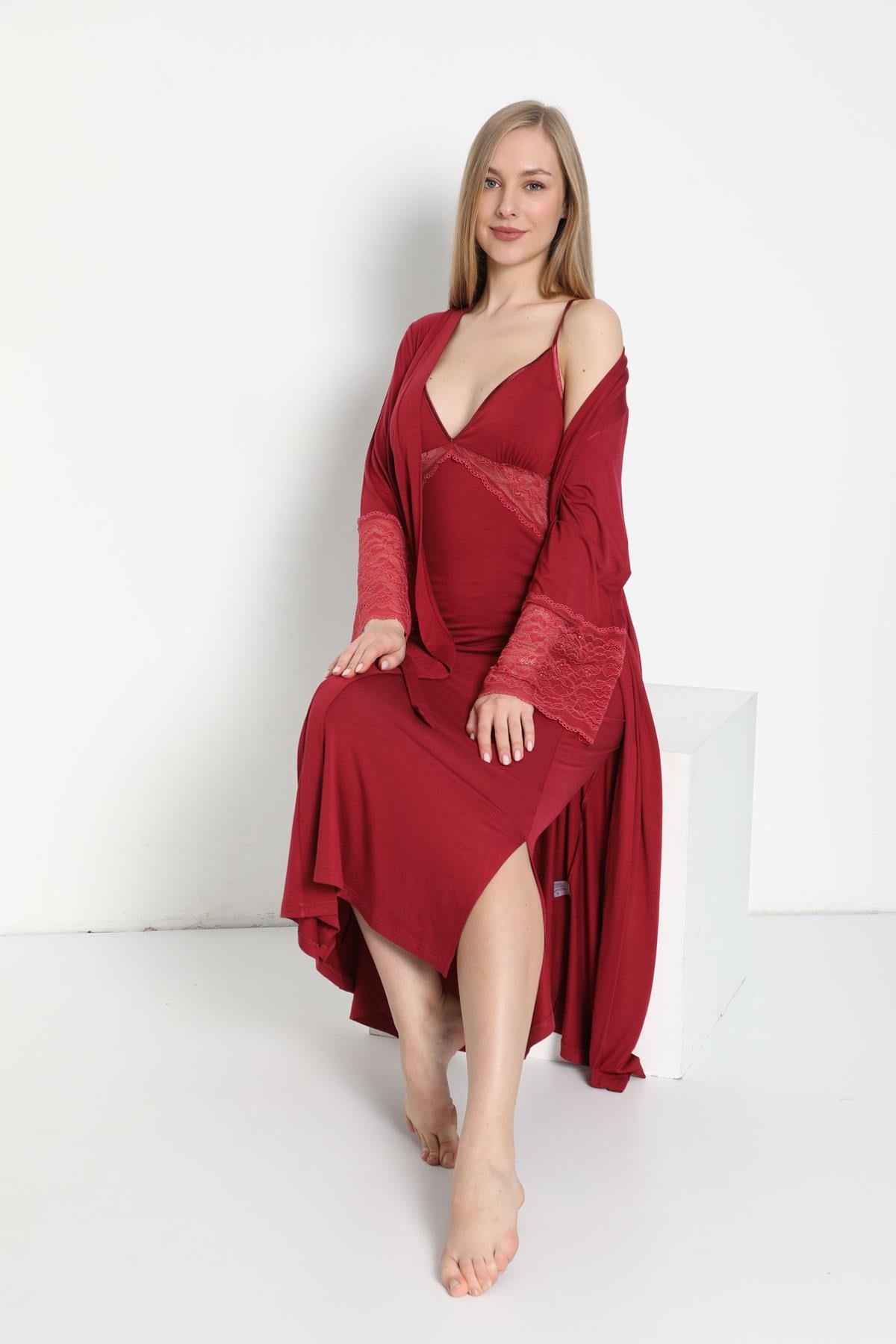 326471Kadın Bordo İnce Askılı Gecelik & Sabahlık Takım C5T4N4O-048cotonhause.com.tr Online Alışveriş - Sezon İndirimlerini Keşfet Kadın Bordo İnce Askılı Gecelik & Sabahlık Takım C5T4N4O-048Gecelik Sabahlık TakımConfeoKadın Bordo İnce Askılı Gecelik & Sabahlık Takım C5T4N4O-048