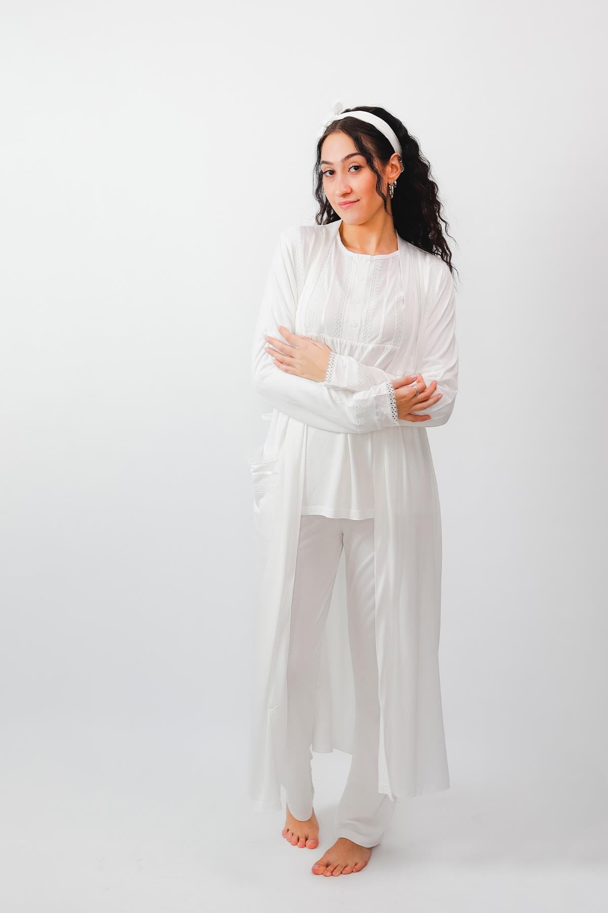 323868Nena Collection %100 Pamuk Lohusa Sabahlık ve Pijama Takımı 24556cotonhause.com.tr Online Alışveriş - Sezon İndirimlerini Keşfet Nena Collection %100 Pamuk Lohusa Sabahlık ve Pijama Takımı 245563'lü Takım ModellericotonhauseNena Collection %100 Pamuk Lohusa Sabahlık ve Pijama Takımı 24556