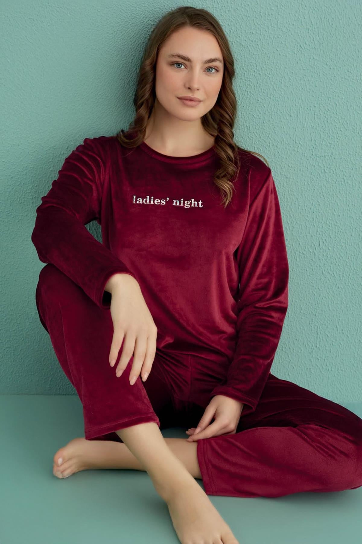 325356Kadın Uzun Kol Kadife Bordo Pijama Takımı C1T3N1O66-12Kadın Uzun Kol Kadife Bordo Pijama Takımı C1T3N1O66-12Uzun Kol PijamacotonhauseUzun Kol PijamacotonhauseKadın Uzun Kol Kadife Bordo Pijama Takımı C1T3N1O66-12