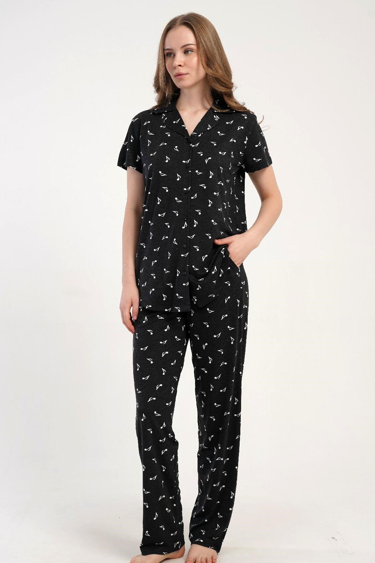 332646Kadın Önden Düğmeli Kısa Kollu Siyah Pijama Takımı C7T8N2215Kısa Kol / Askılı PijamakezokinoKadın Önden Düğmeli Kısa Kollu Siyah Pijama Takımı C7T8N2215