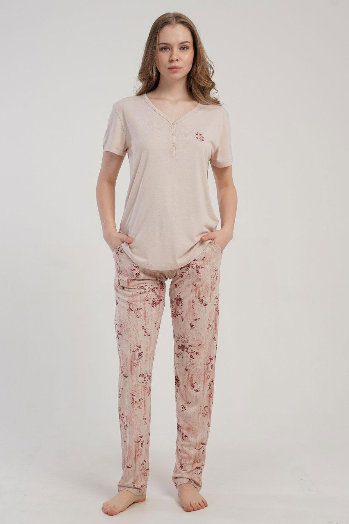 333218Kadın Yarım Düğmeli Kısa Kollu Ekru Pijama Takımı C6T4N2215Kısa Kol / Askılı PijamakezokinoKadın Yarım Düğmeli Kısa Kollu Ekru Pijama Takımı C6T4N2215