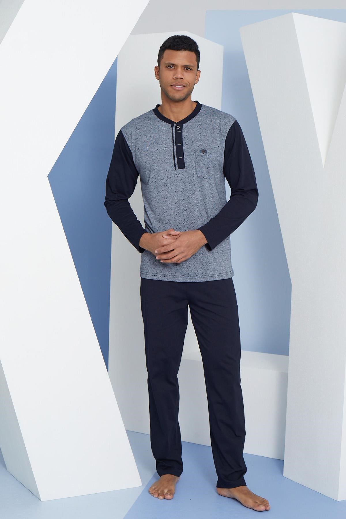 318159Erkek Uzun Kol Midi Yaka Lacivert Pijama Takımı C9T2N5O7cotonhause.com.tr Online Alışveriş - Sezon İndirimlerini KeşfetErkek Uzun Kol Midi Yaka Lacivert Pijama Takımı C9T2N5O7Pijama TakımıKLYErkek Uzun Kol Midi Yaka Lacivert Pijama Takımı C9T2N5O7