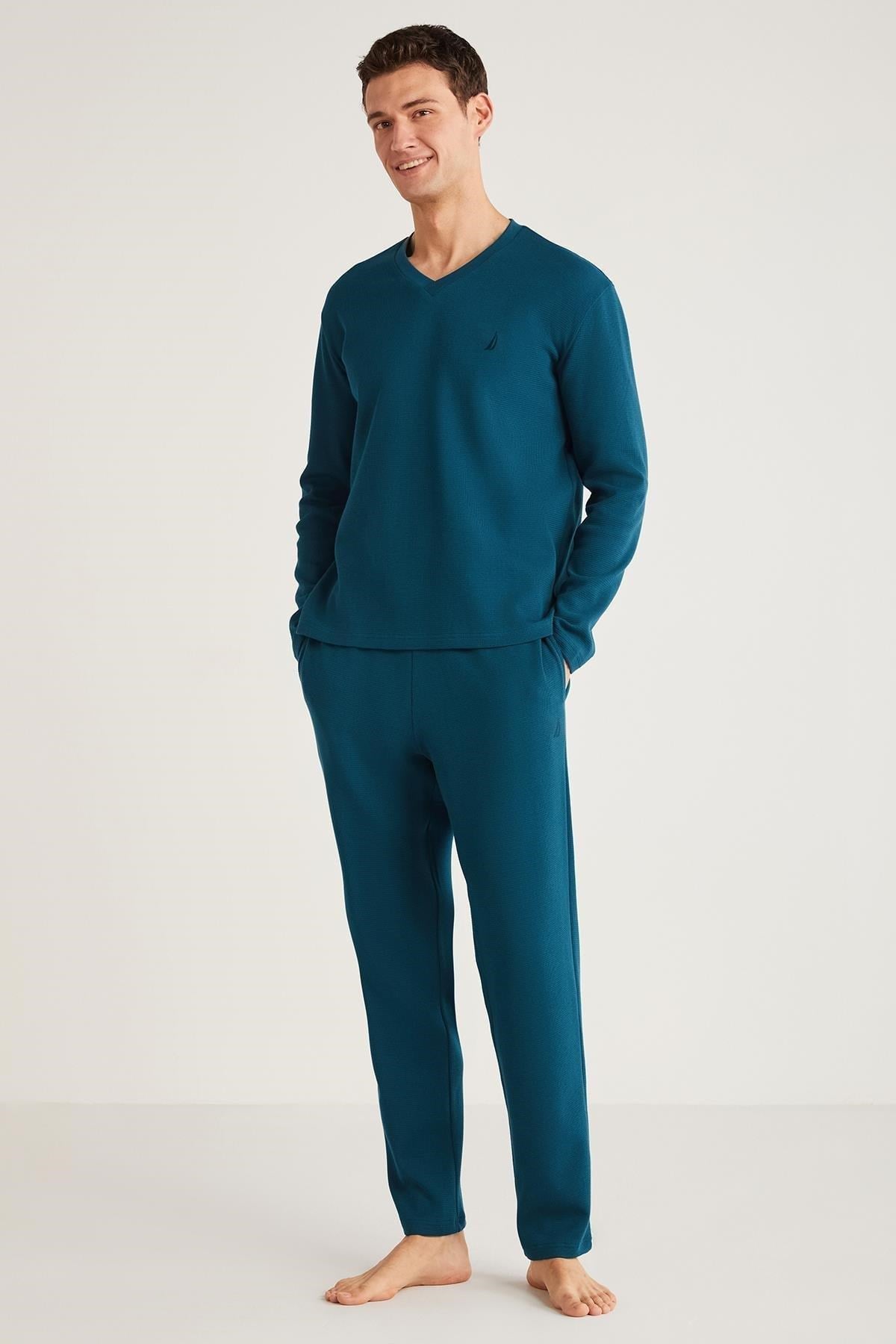 325596Erkek Uzun Kol V Yaka Yeşil Pijama Takım C1T1N8Ocotonhause.com.tr Online Alışveriş - Sezon İndirimlerini Keşfet Erkek Uzun Kol V Yaka Yeşil Pijama Takım C1T1N8OPijama TakımıNauticaErkek Uzun Kol V Yaka Yeşil Pijama Takım C1T1N8O