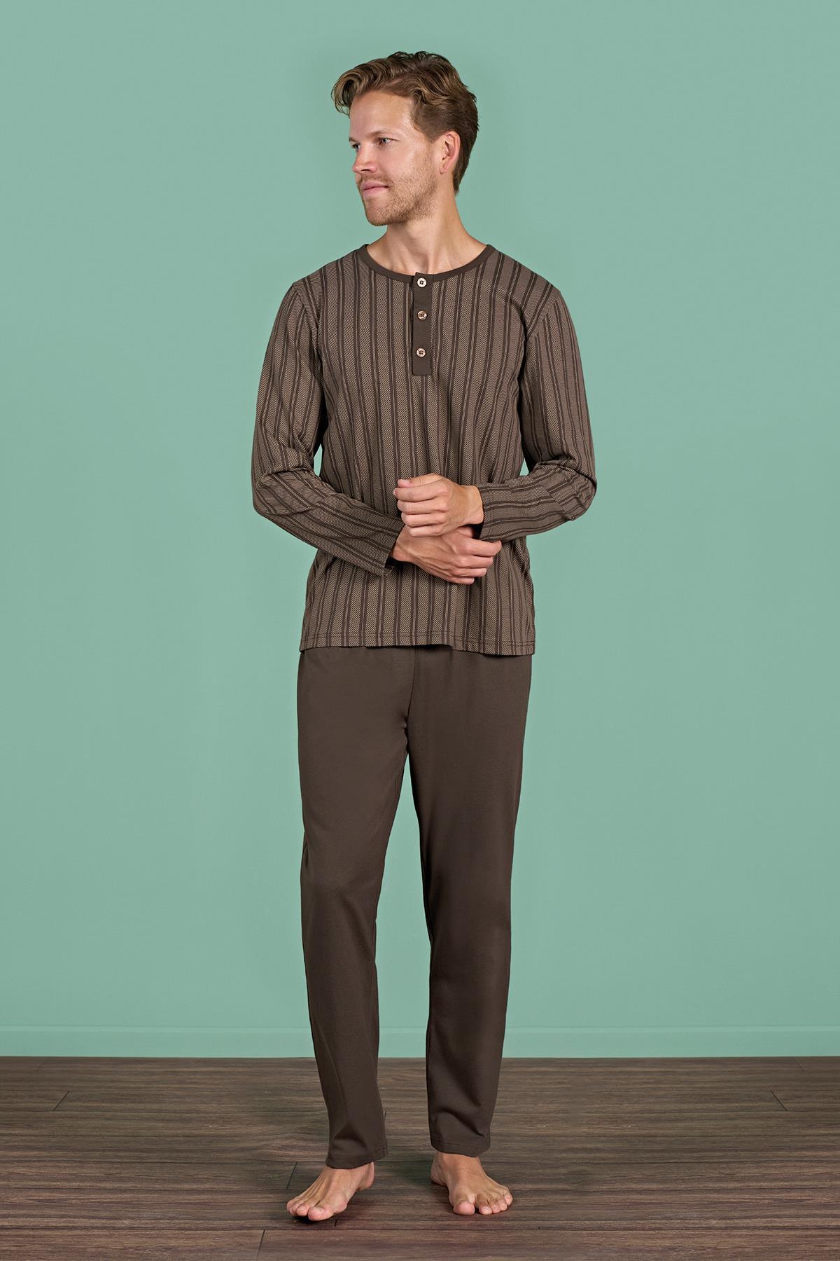 328915Erkek Kahverengi Düğmeli Çizgili Desen Uzun Kollu Pijama Takımı C9T4N91Pijama TakımıPijadoreErkek Kahverengi Düğmeli Çizgili Desen Uzun Kollu Pijama Takımı C9T4N91