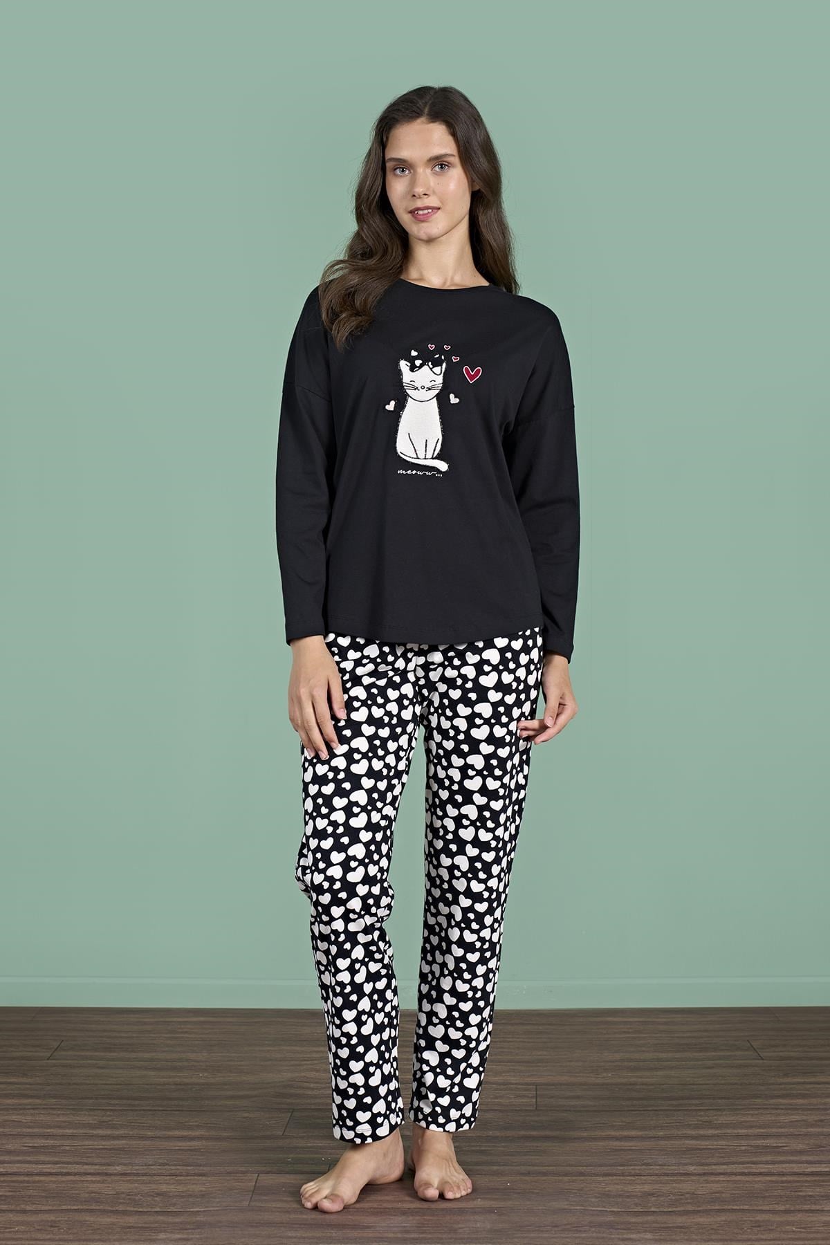 328889Kadın Siyah Kedi Baskılı Uzun Kollu Yuvarlak Yaka Pijama Takımı C7T2N91Uzun Kol PijamaPijadoreKadın Siyah Kedi Baskılı Uzun Kollu Yuvarlak Yaka Pijama Takımı C7T2N91