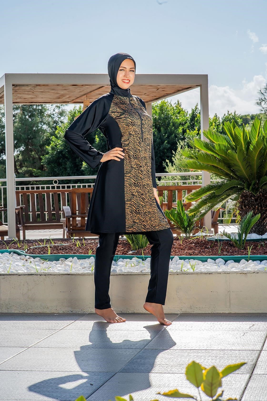 331901Tam Kapalı Tesettür Mayo Haşema Siyah Leopar Desenli Fermuarlı Uzun Kollu C8T3N2O62-1Tesettür MayoRuko MaioTam Kapalı Tesettür Mayo Haşema Siyah Leopar Desenli Fermuarlı Uzun Kollu C8T3N2O62-1