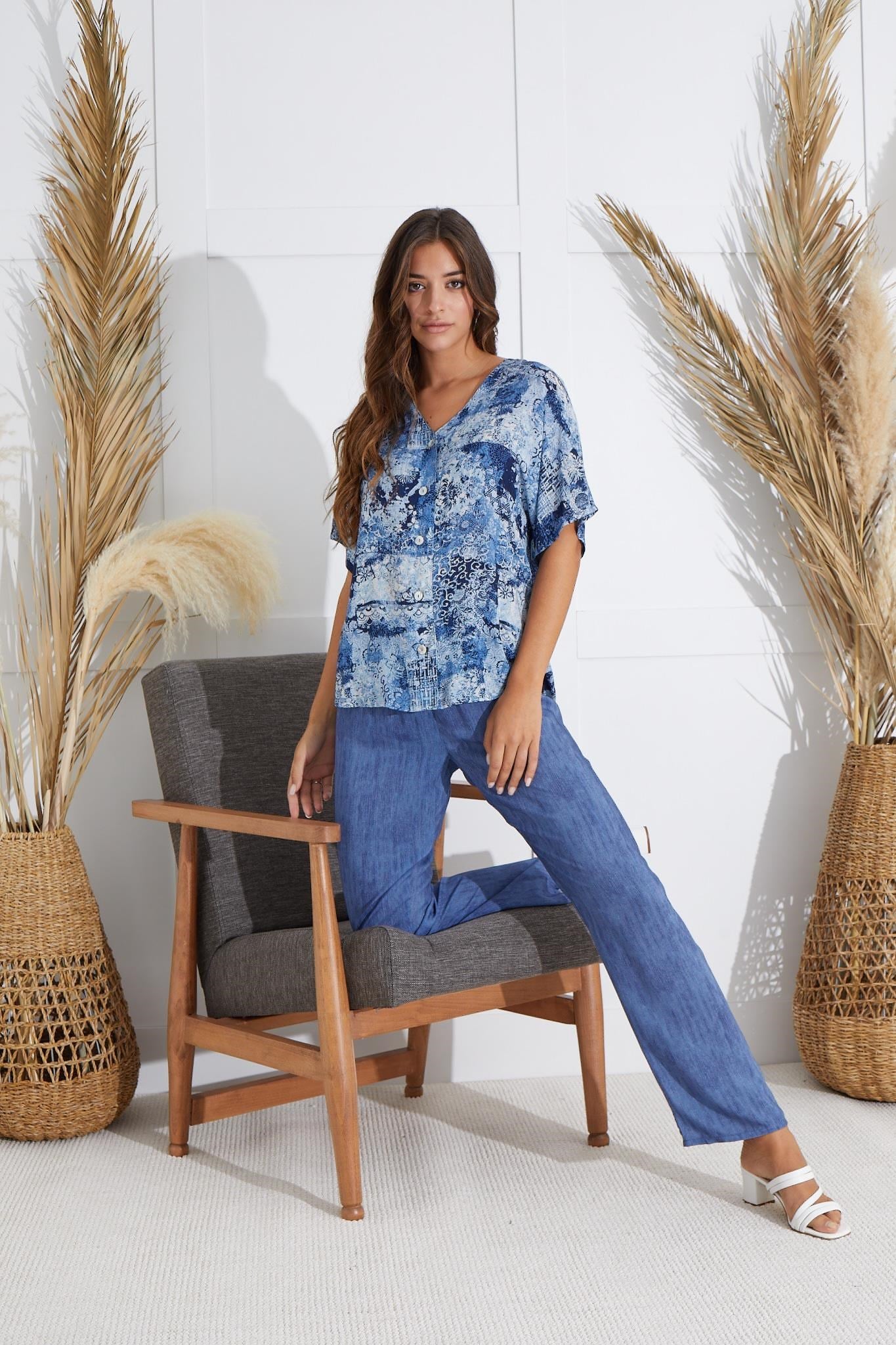 318591Kadın Kısa Kol Önden Düğmeli Lacivert Pijama Takım C2T5N551cotonhause.com.tr Online Alışveriş - Sezon İndirimlerini KeşfetKadın Kısa Kol Önden Düğmeli Lacivert Pijama Takım C2T5N551Kısa Kol / Askılı PijamaSevimKadın Kısa Kol Önden Düğmeli Lacivert Pijama Takım C2T5N551