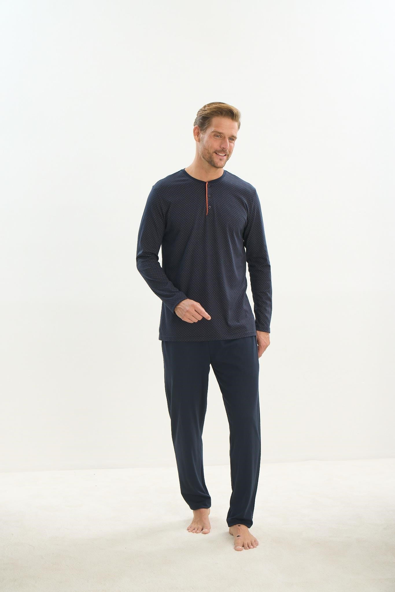 324252Erkek Uzun Kol Lacivert Pijama Takım C6T2N5O9Erkek Uzun Kol Lacivert Pijama Takım C6T2N5O9SevimPijama TakımıPijama TakımıSevimErkek Uzun Kol Lacivert Pijama Takım C6T2N5O9