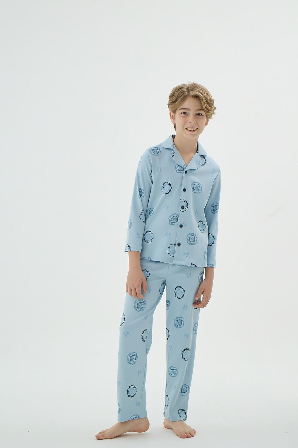328668Sevim Erkek Çocuk Pijama Takımı Uzun kollu Düğmeli Desenli Pijama Takımı C7T1N98PijamaSevimSevim Erkek Çocuk Pijama Takımı Uzun kollu Düğmeli Desenli Pijama Takımı C7T1N98