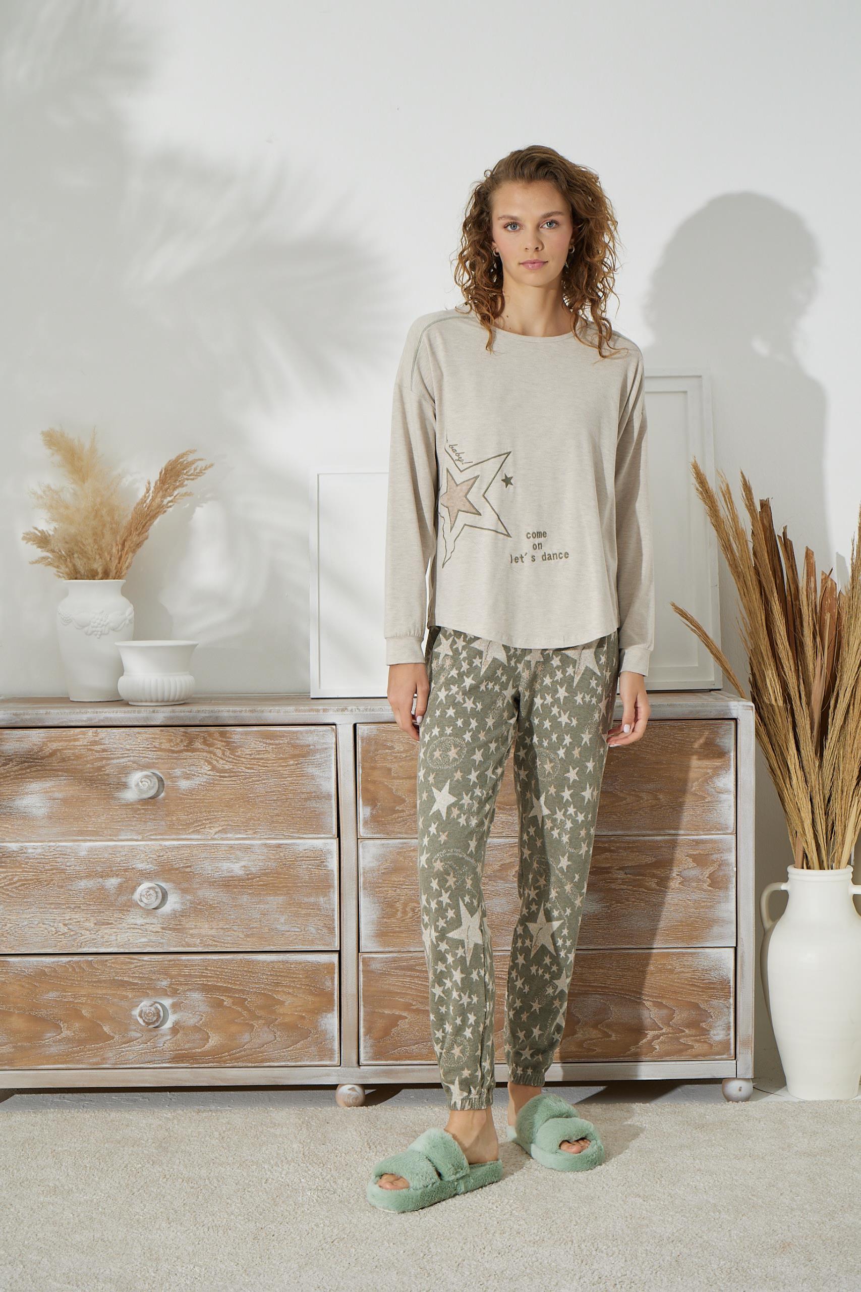315818Kadın Uzun Kol Jakarlı Kalın Bej Melanj Pijama Takımı C1T5N0O93cotonhause.com.tr Online Alışveriş - Sezon İndirimlerini KeşfetKadın Uzun Kol Jakarlı Kalın Bej Melanj Pijama Takımı C1T5N0O93Uzun Kol PijamaSevimKadın Uzun Kol Jakarlı Kalın Bej Melanj Pijama Takımı C1T5N0O93