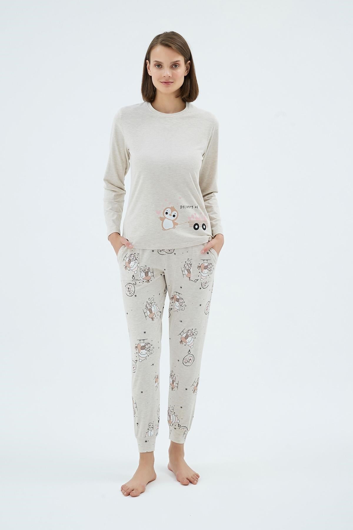 328636Kadın Uzun Kollu Baskılı Jogger Paça Bej Pijama Takımı C5T4N171Uzun Kol PijamaSevimKadın Uzun Kollu Baskılı Jogger Paça Bej Pijama Takımı C5T4N171