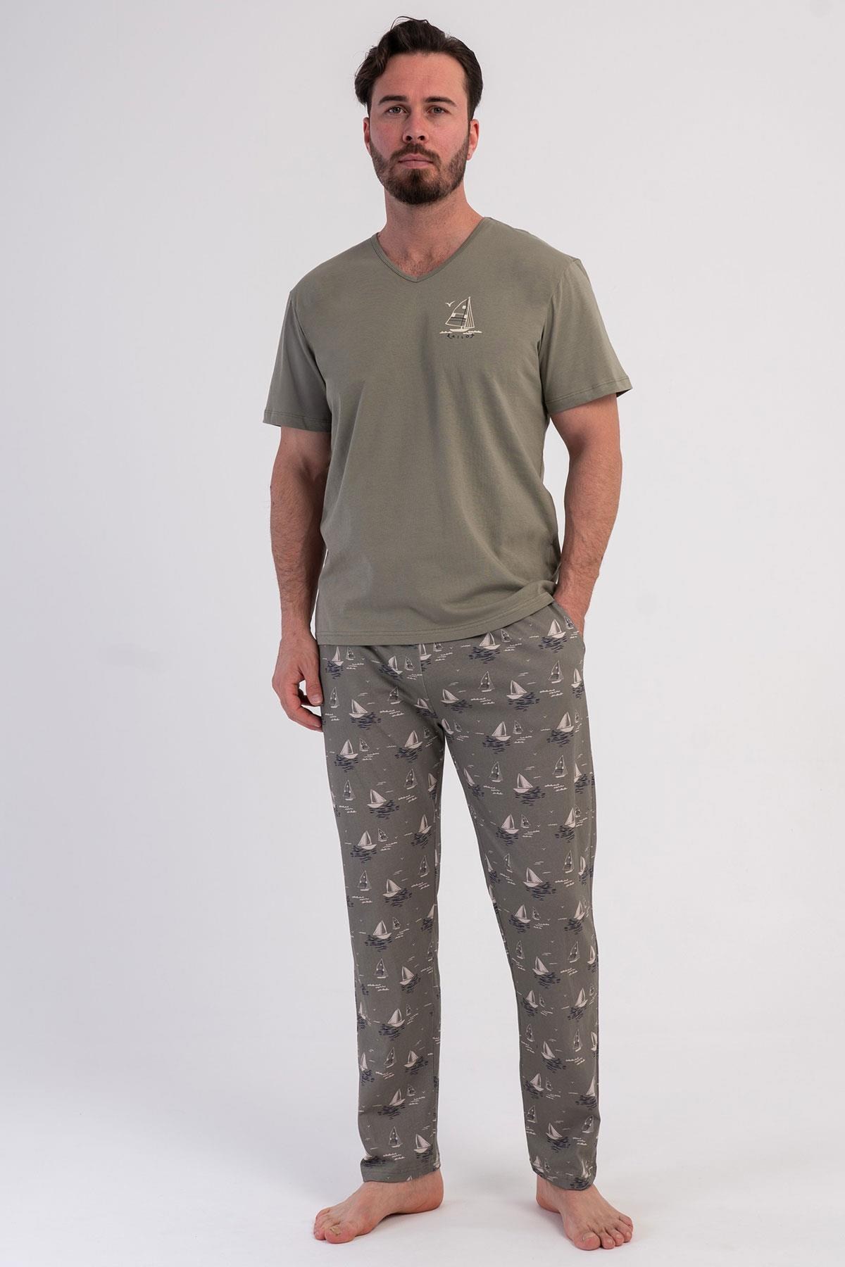 333083Erkek Büyük Beden Kısa Kollu V Yaka Haki Pijama Takımı C5T7N0106Pijama TakımıVienettaErkek Büyük Beden Kısa Kollu V Yaka Haki Pijama Takımı C5T7N0106
