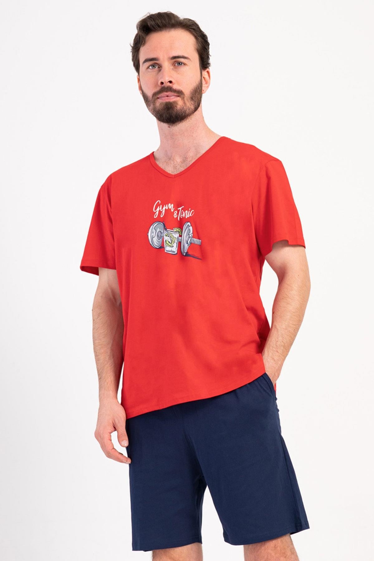 330905Erkek V Yaka Kısa Kol Şortlu Baskılı %100 Pamuk Kırmızı Pijama Takımı C8T6N1904Pijama TakımıVienettaErkek V Yaka Kısa Kol Şortlu Baskılı %100 Pamuk Kırmızı Pijama Takımı C8T6N1904