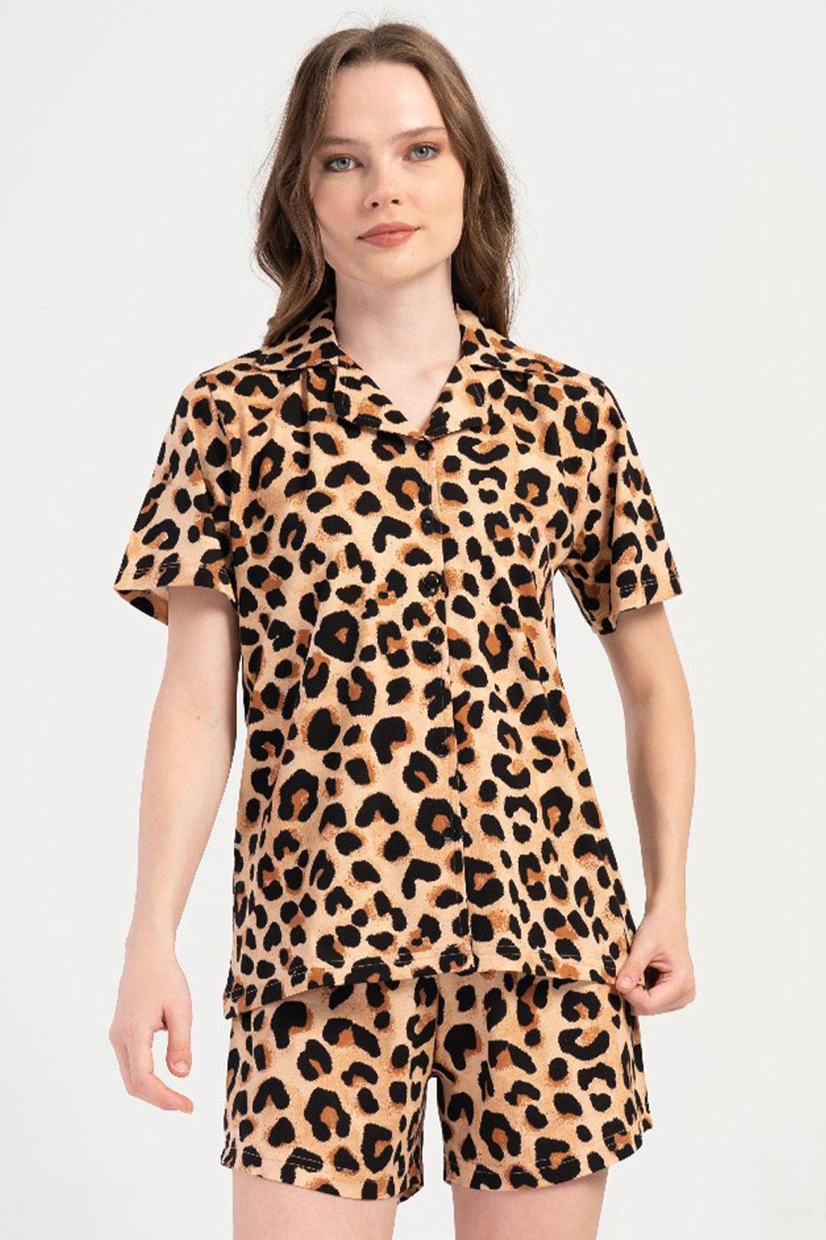 326335Kadın Kısa Kol Gömlek Yaka Önden Düğmeli Leopar Şortlu Pijama Takım C3T0N1O904Kadın Kısa Kol Gömlek Yaka Önden Düğmeli Leopar Şortlu Pijama Takım C3T0N1O904VienettaŞortlu TakımŞortlu TakımVienettaKadın Kısa Kol Gömlek Yaka Önden Düğmeli Leopar Şortlu Pijama Takım C3T0N1O904