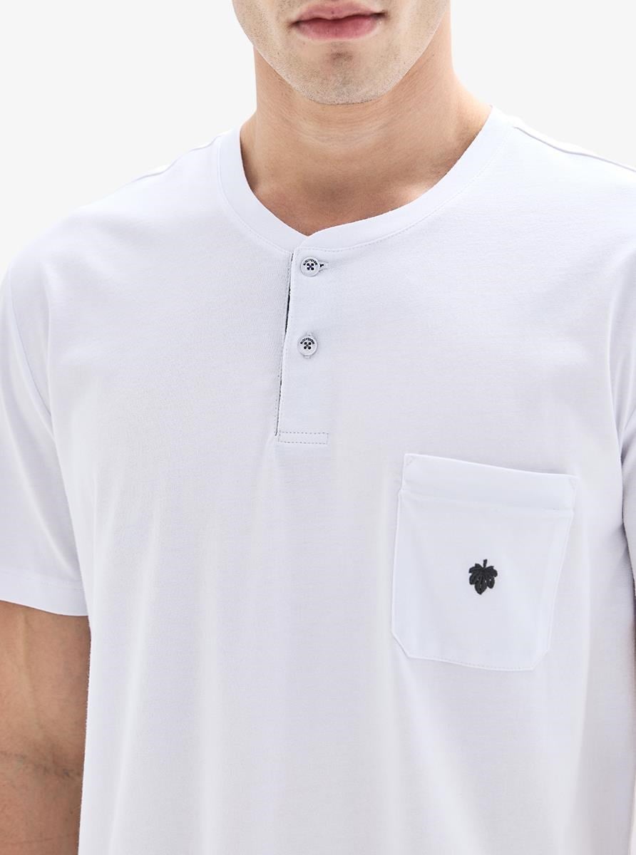 332843Erkek Yarım Düğmeli Kısa Kollu Kapri Beyaz Pijama Takımı C3T9N804Kapri TakımBlackspadeErkek Yarım Düğmeli Kısa Kollu Kapri Beyaz Pijama Takımı C3T9N804