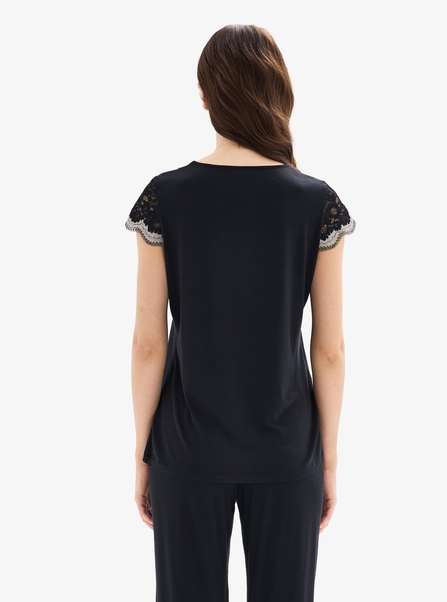 332858Kadın Kısa Kollu V Yaka Siyah Pijama Takımı C3T0N025Kısa Kol / Askılı PijamaBlackspadeKadın Kısa Kollu V Yaka Siyah Pijama Takımı C3T0N025