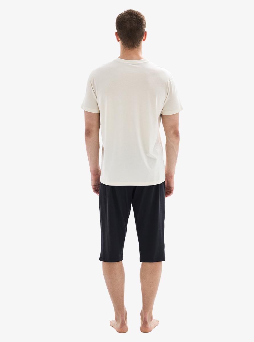 332834Erkek Kısa Kollu Kapri Bej Pijama Takımı C3T7N804Pijama TakımıBlackspadeErkek Kısa Kollu Kapri Bej Pijama Takımı C3T7N804