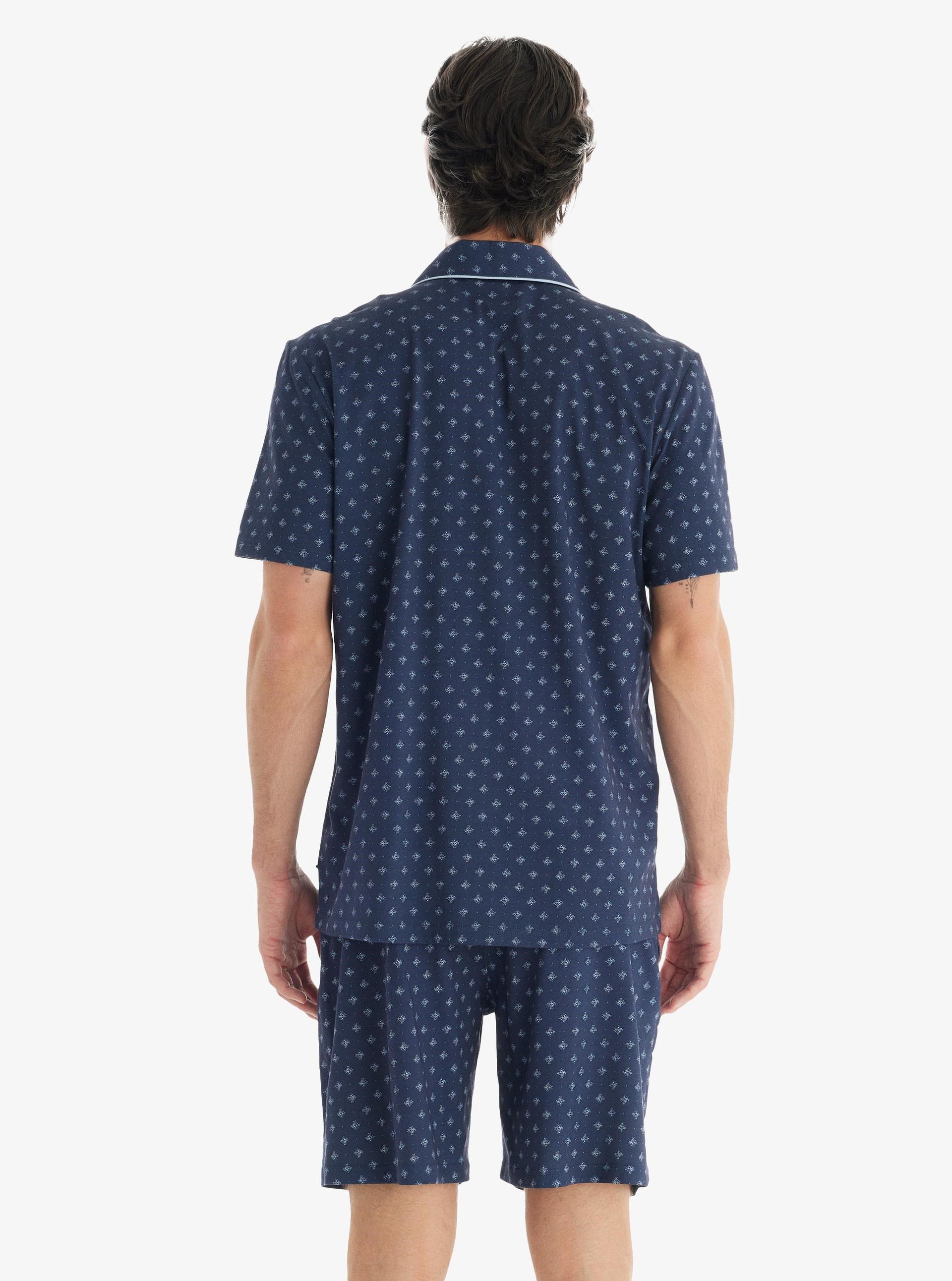 326717Erkek Premium Önden Düğmeli Kısa Kol Şortlu Lacivert Pijama Takım C1T1N7O04Erkek Premium Önden Düğmeli Kısa Kol Şortlu Lacivert Pijama Takım C1T1N7O04BlackspadePijama TakımıPijama TakımıBlackspadeErkek Premium Önden Düğmeli Kısa Kol Şortlu Lacivert Pijama Takım C1T1N7O04