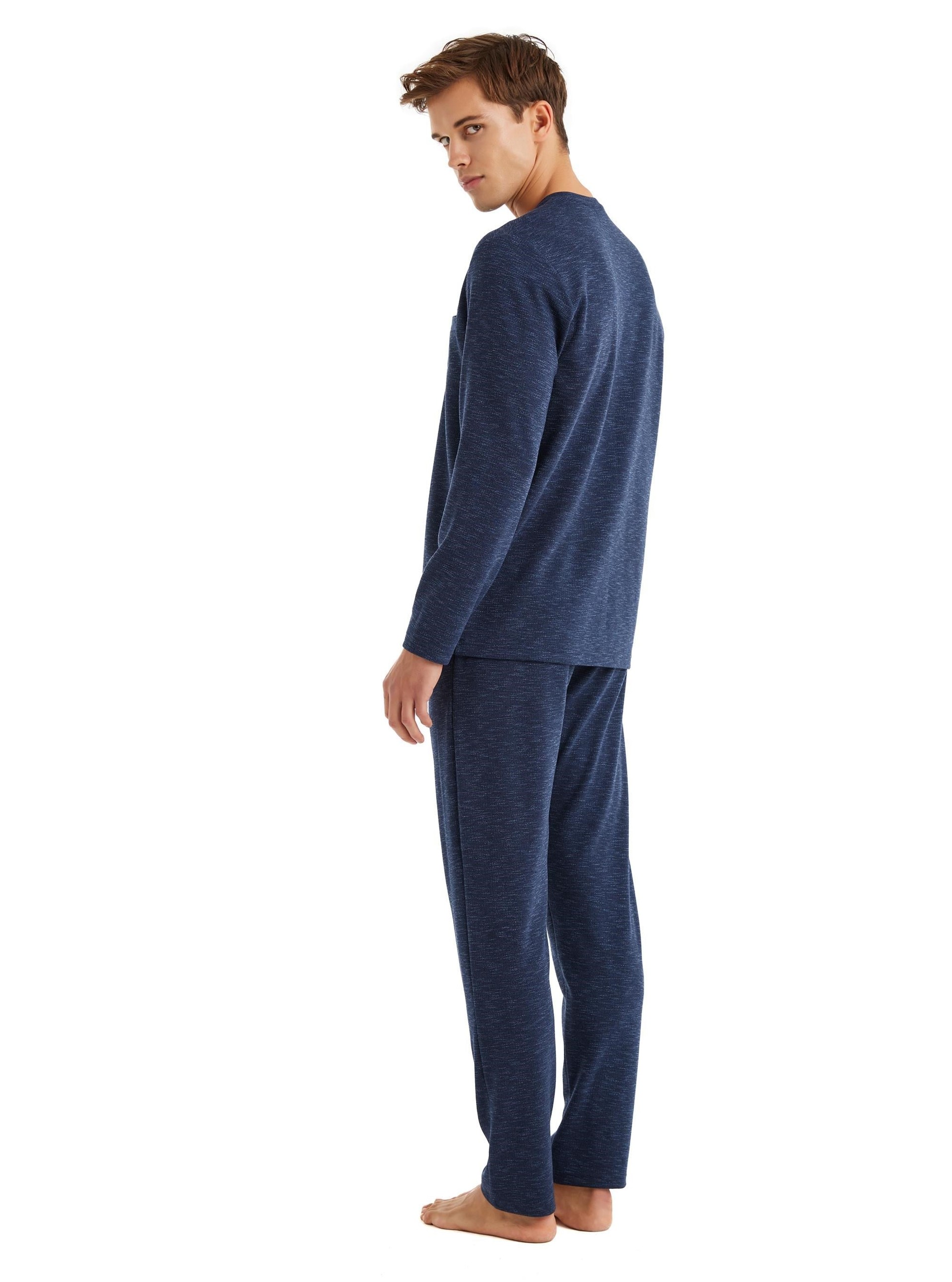 325021Erkek Uzun Kol Lacivert Pijama Takım C4T8N5O04Erkek Uzun Kol Lacivert Pijama Takım C4T8N5O04BlackspadePijama TakımıPijama TakımıBlackspadeErkek Uzun Kol Lacivert Pijama Takım C4T8N5O04