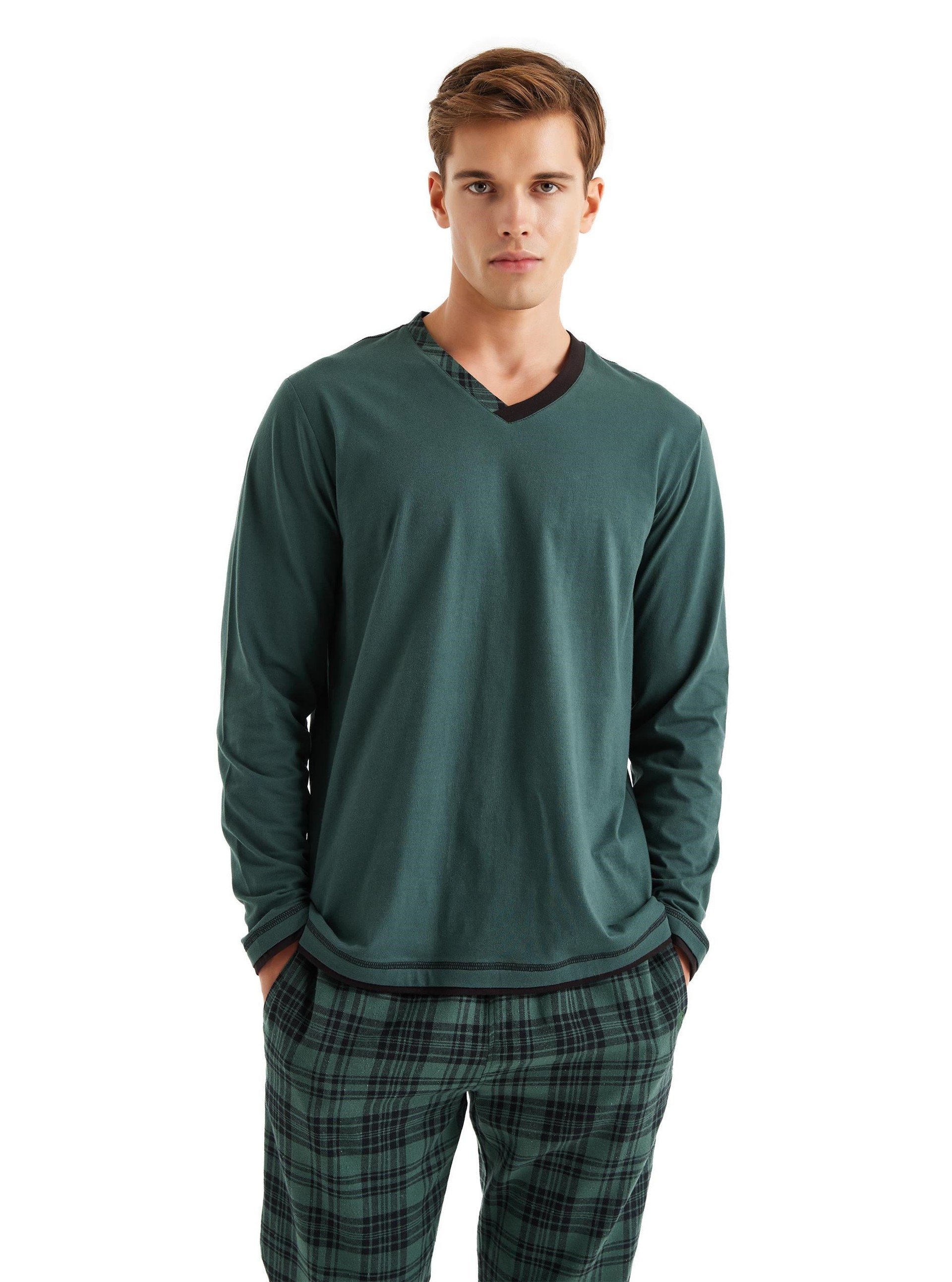 325755Erkek Uzun Kol Yeşil Pijama Takım C7T8N5O04Erkek Uzun Kol Yeşil Pijama Takım C7T8N5O04BlackspadePijama TakımıPijama TakımıBlackspadeErkek Uzun Kol Yeşil Pijama Takım C7T8N5O04